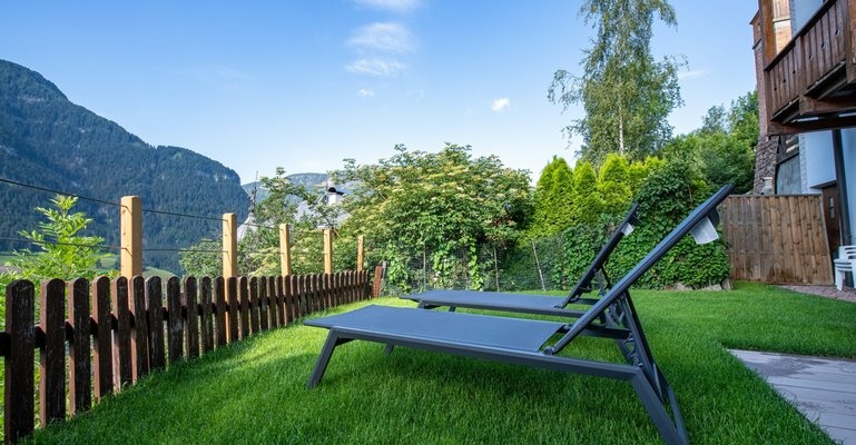 2-stöckiges Apartment mit zwei Schlafzimmern, Balkon und Garten – St. Ulrich, Gröden · 2 Schlafzimmer