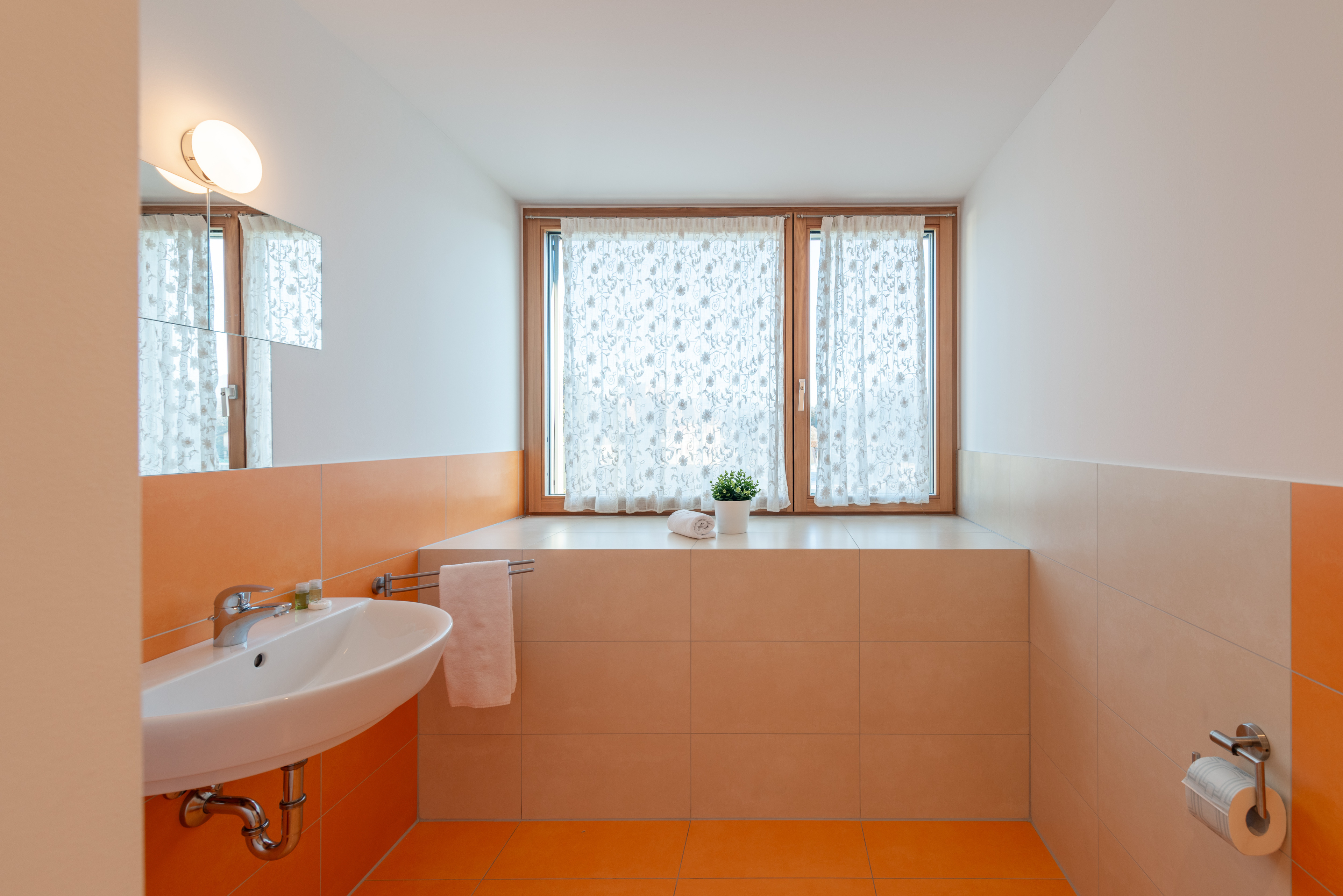 Penthouse / Ferienwohnung mit 3 Schlafzimmer – Kaltern am See, Südtiroler Weinstrasse · 3 Schlafzimmer