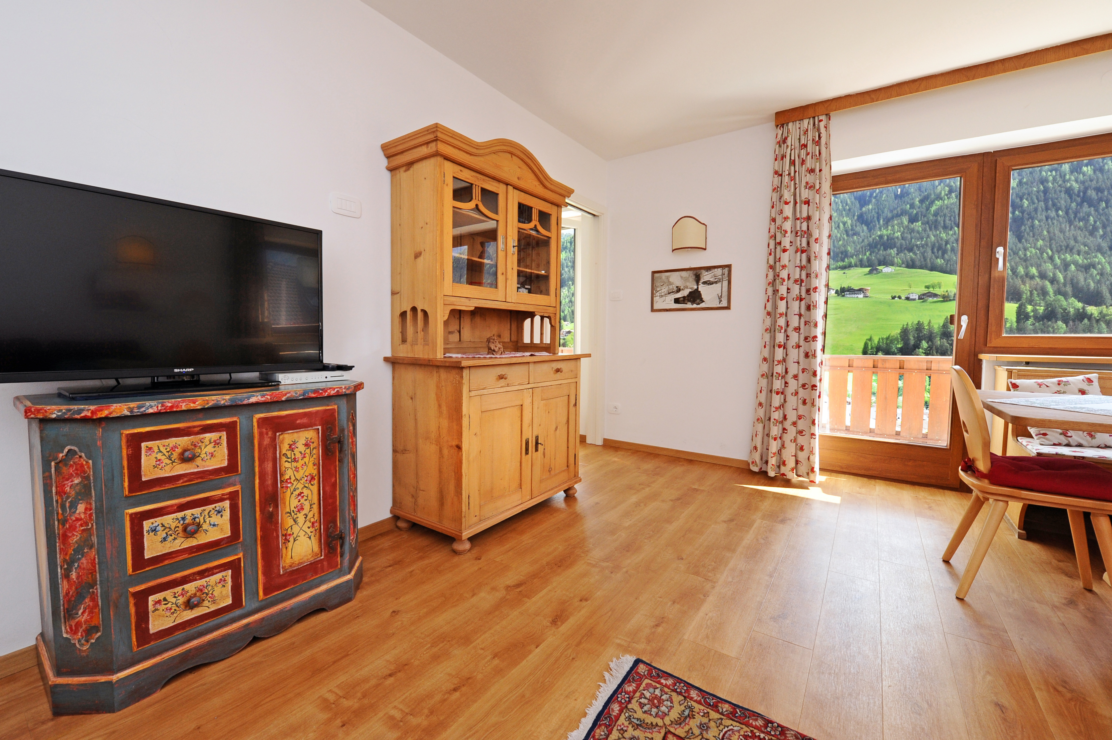 Ferienwohnung mit 3 Schlafzimmer und Balkon – St. Ulrich, Gröden · 3 Schlafzimmer