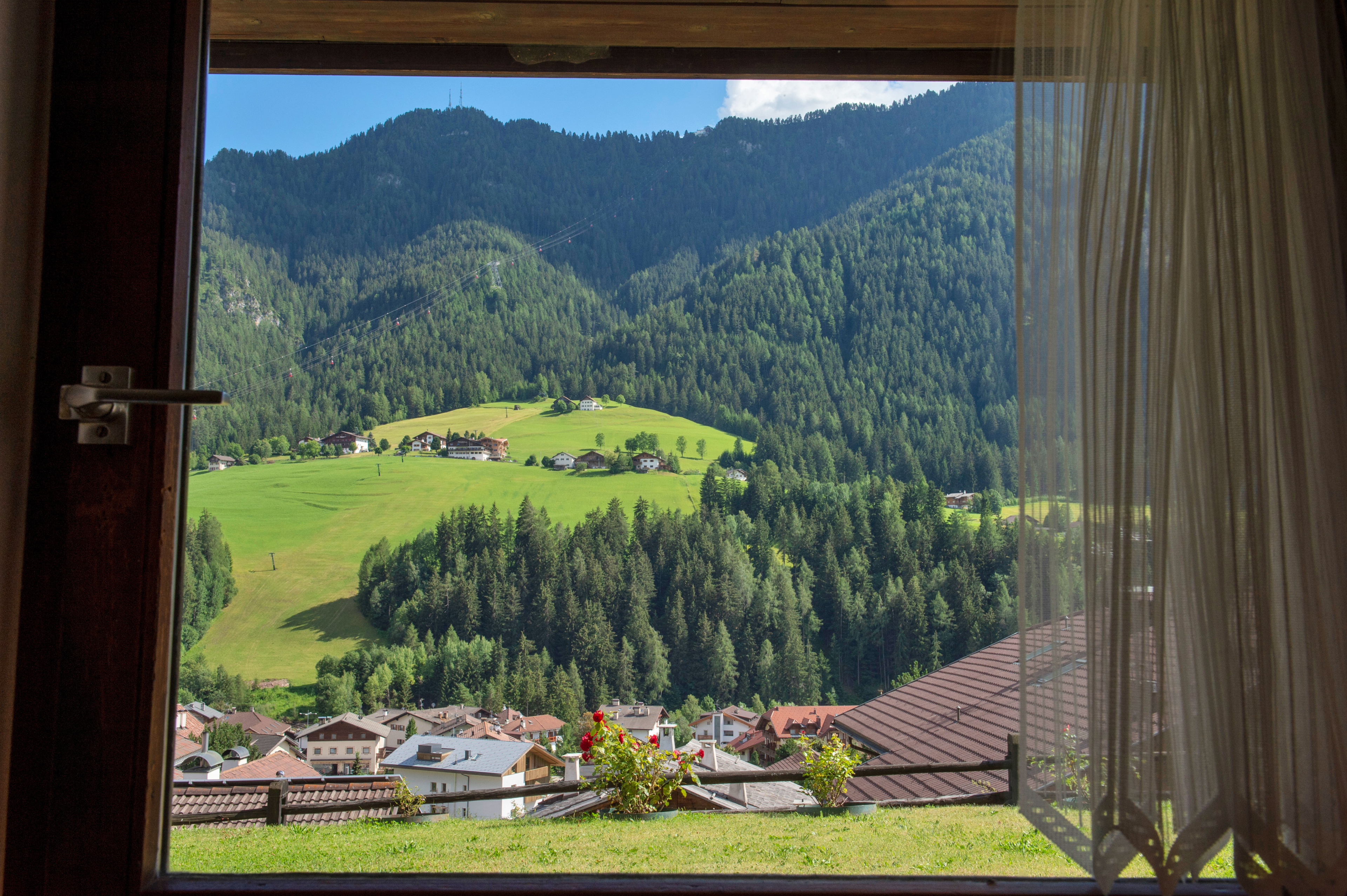 Ferienwohnung mit 2 Schlafzimmer und Garten – St. Ulrich, Gröden · 2 Schlafzimmer