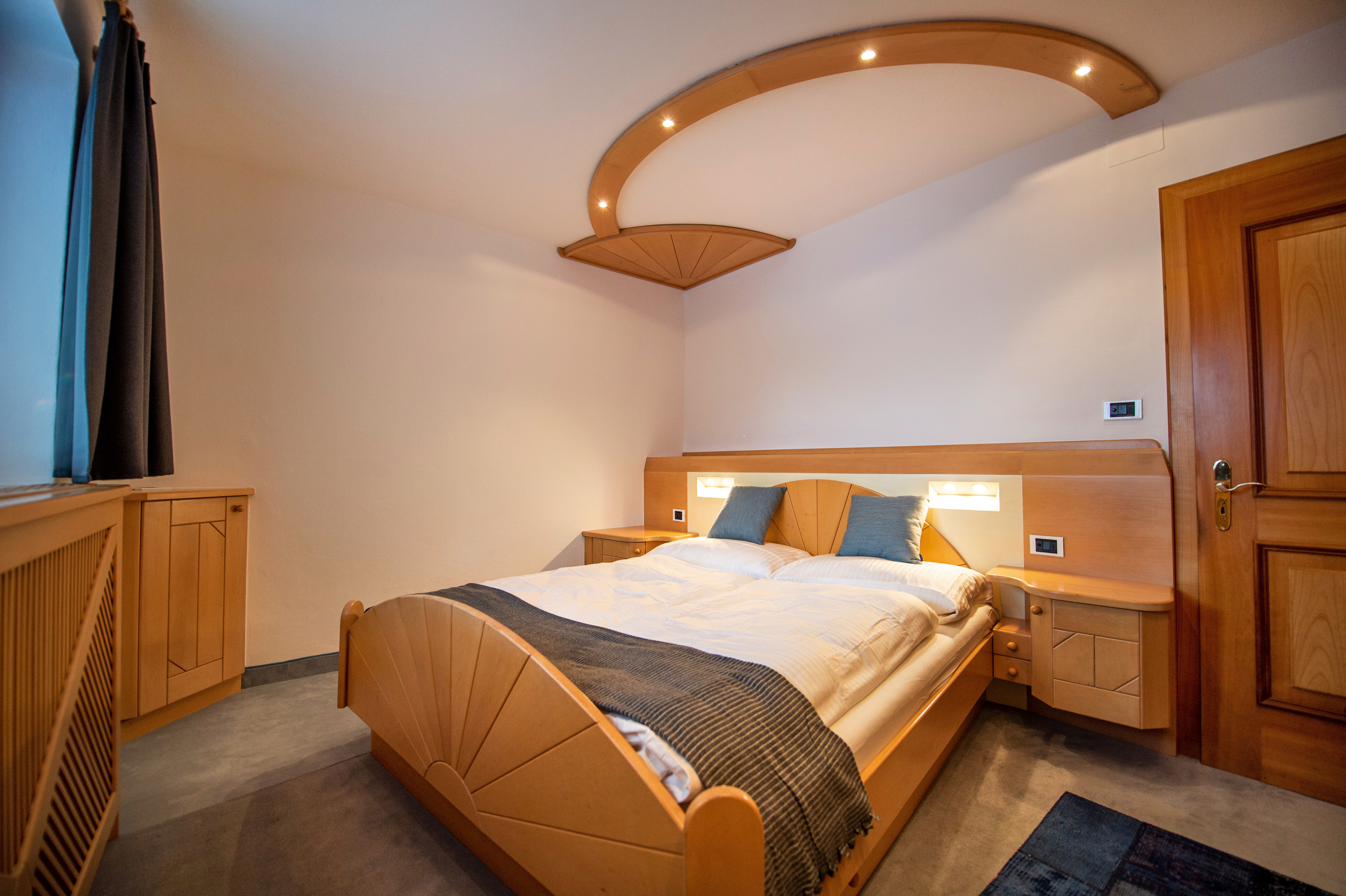 Ferienwohnung mit 2 Schlafzimmern und Garten – St. Ulrich, Gröden · 2 Schlafzimmer