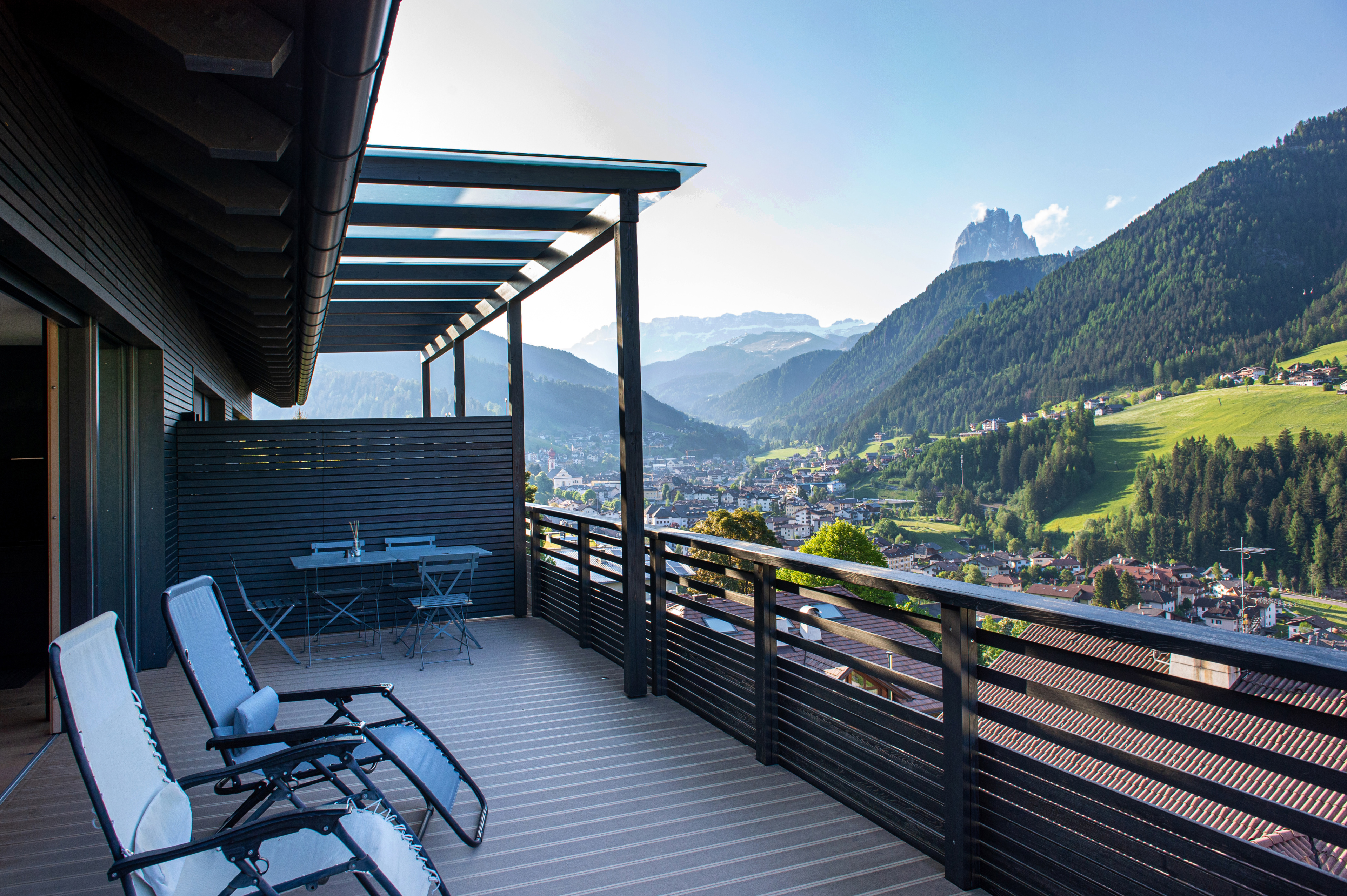 Ferienwohnung mit 2 Schlafzimmer und Südterrasse – St. Ulrich, Gröden · 2 Schlafzimmer