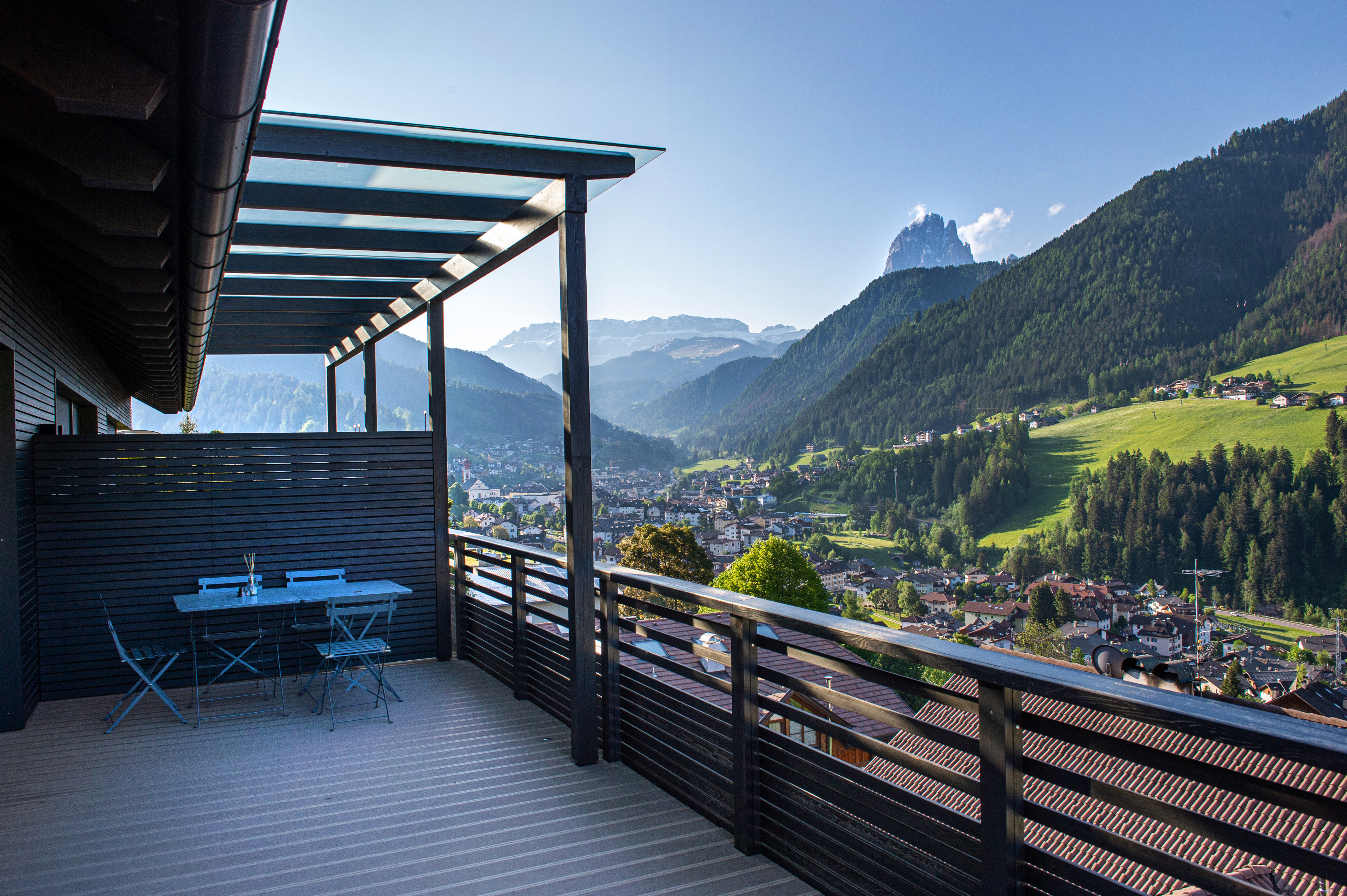 Ferienwohnung mit 2 Schlafzimmer und Südterrasse – St. Ulrich, Gröden · 2 Schlafzimmer