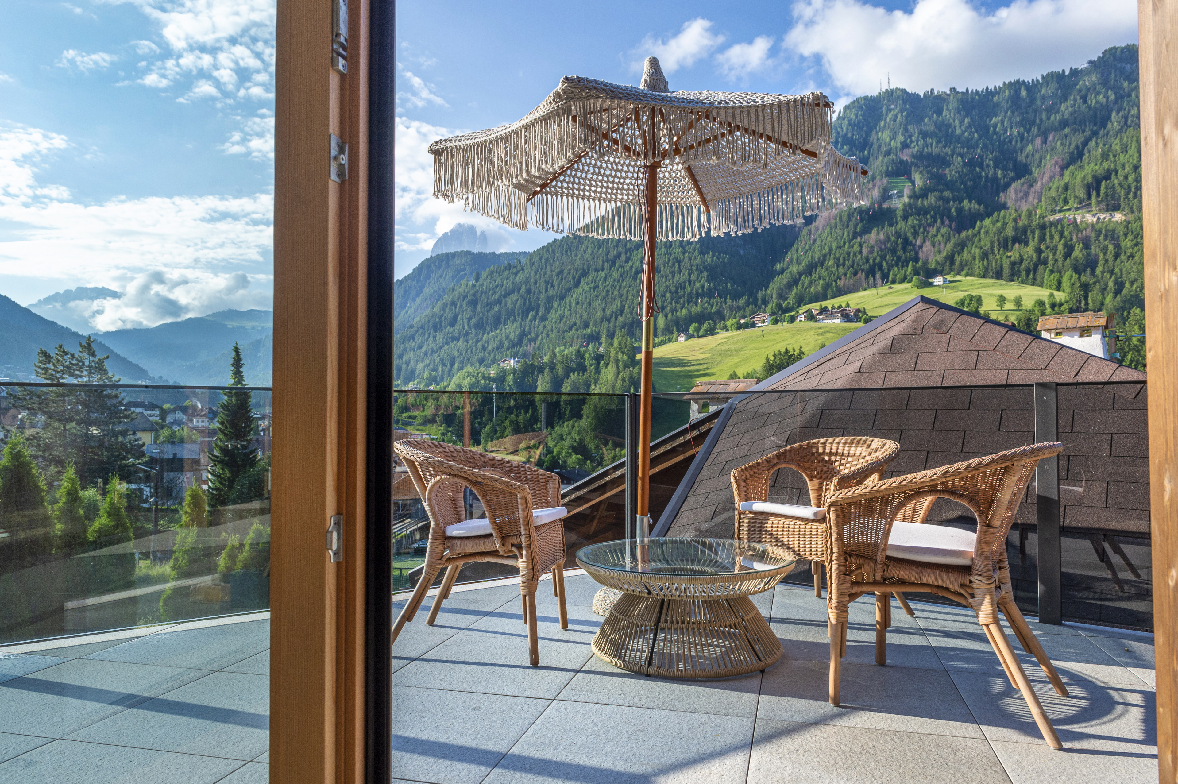 Ferienwohnung mit 2 Schlafzimmer und Terrasse – St. Ulrich, Gröden · 2 Schlafzimmer