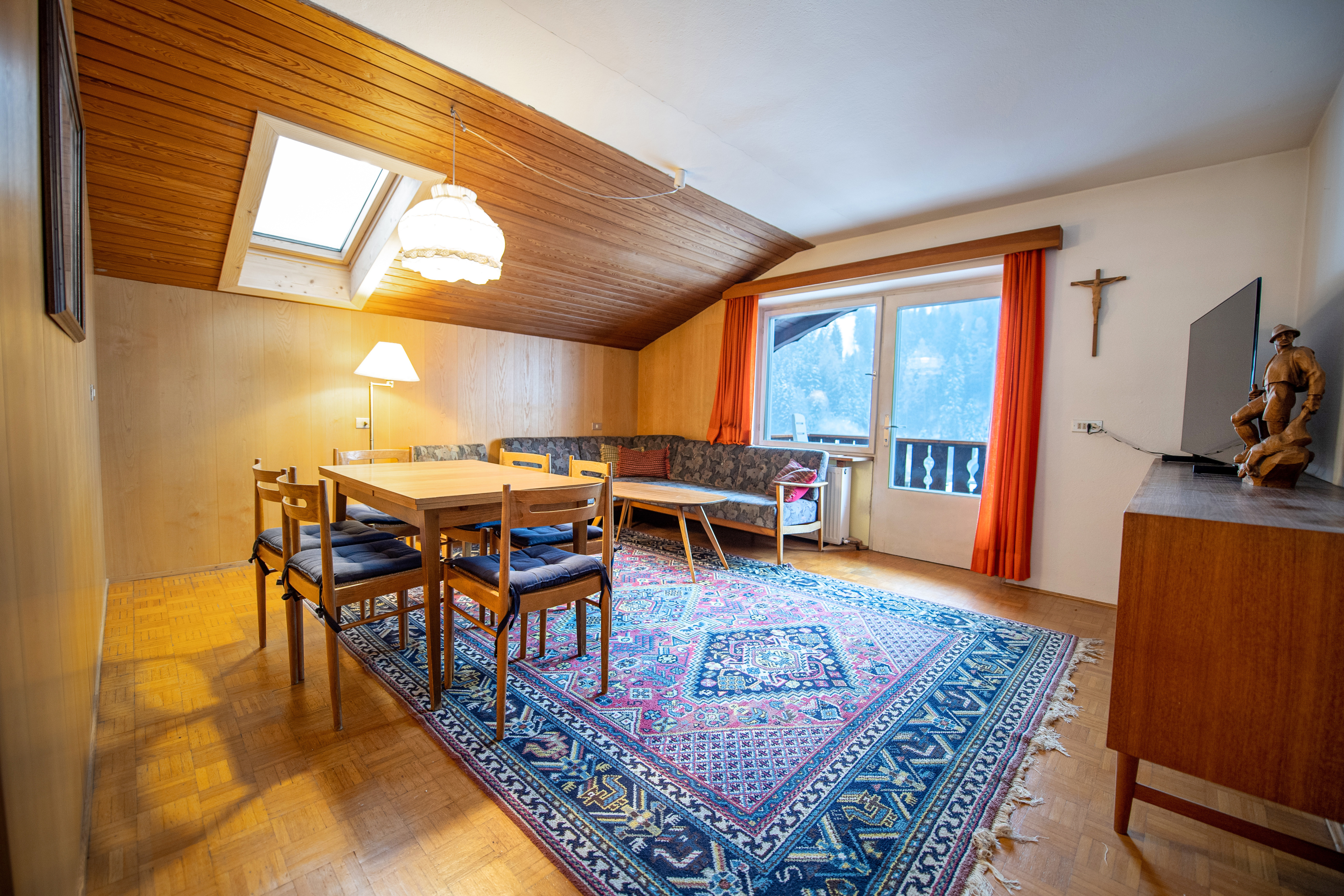 Ferienwohnung mit 3 Schlafzimmern und Balkon – St. Ulrich, Gröden · 3 Schlafzimmer