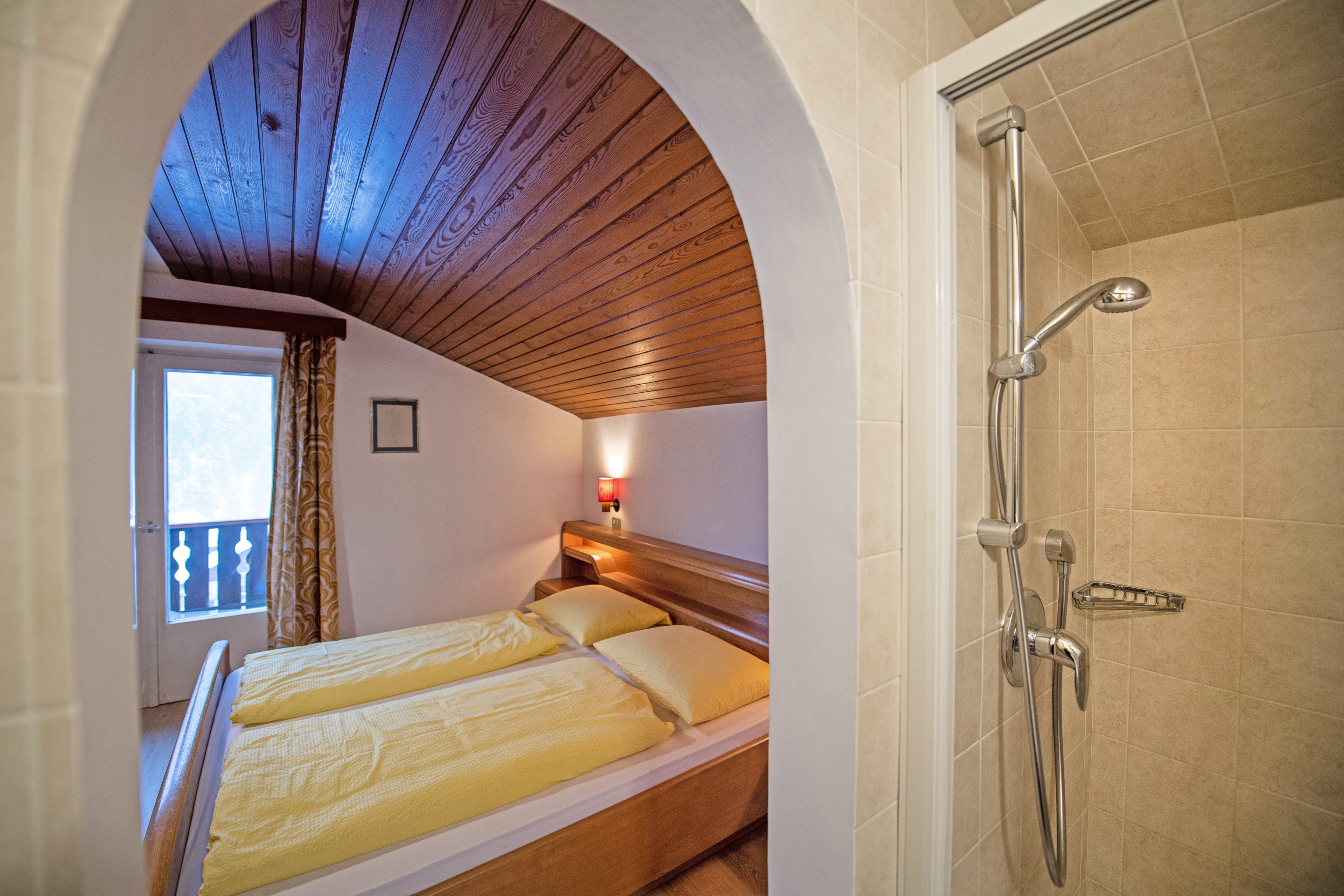 Ferienwohnung mit 3 Schlafzimmern und Balkon – St. Ulrich, Gröden · 3 Schlafzimmer
