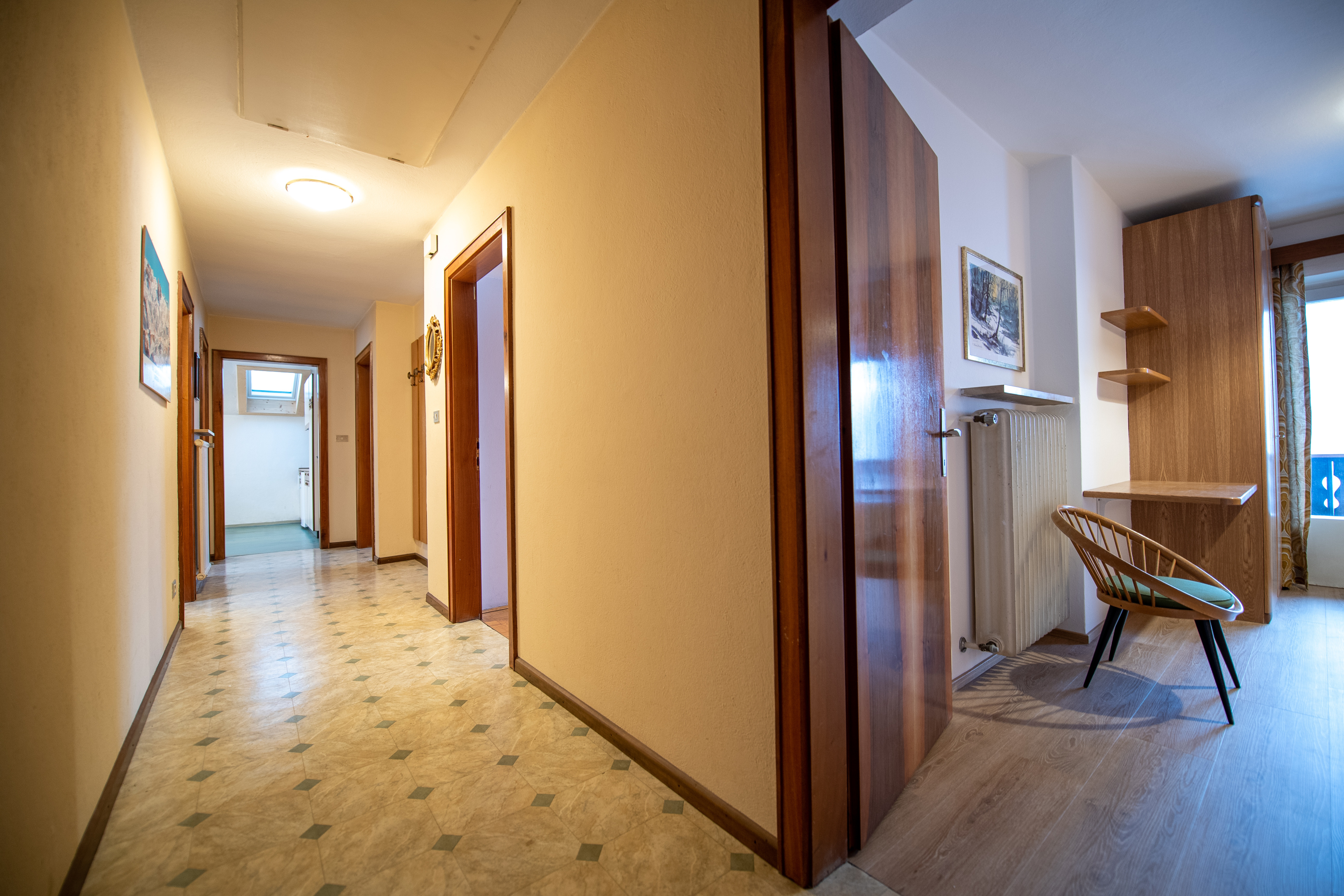 Ferienwohnung mit 3 Schlafzimmern und Balkon – St. Ulrich, Gröden · 3 Schlafzimmer
