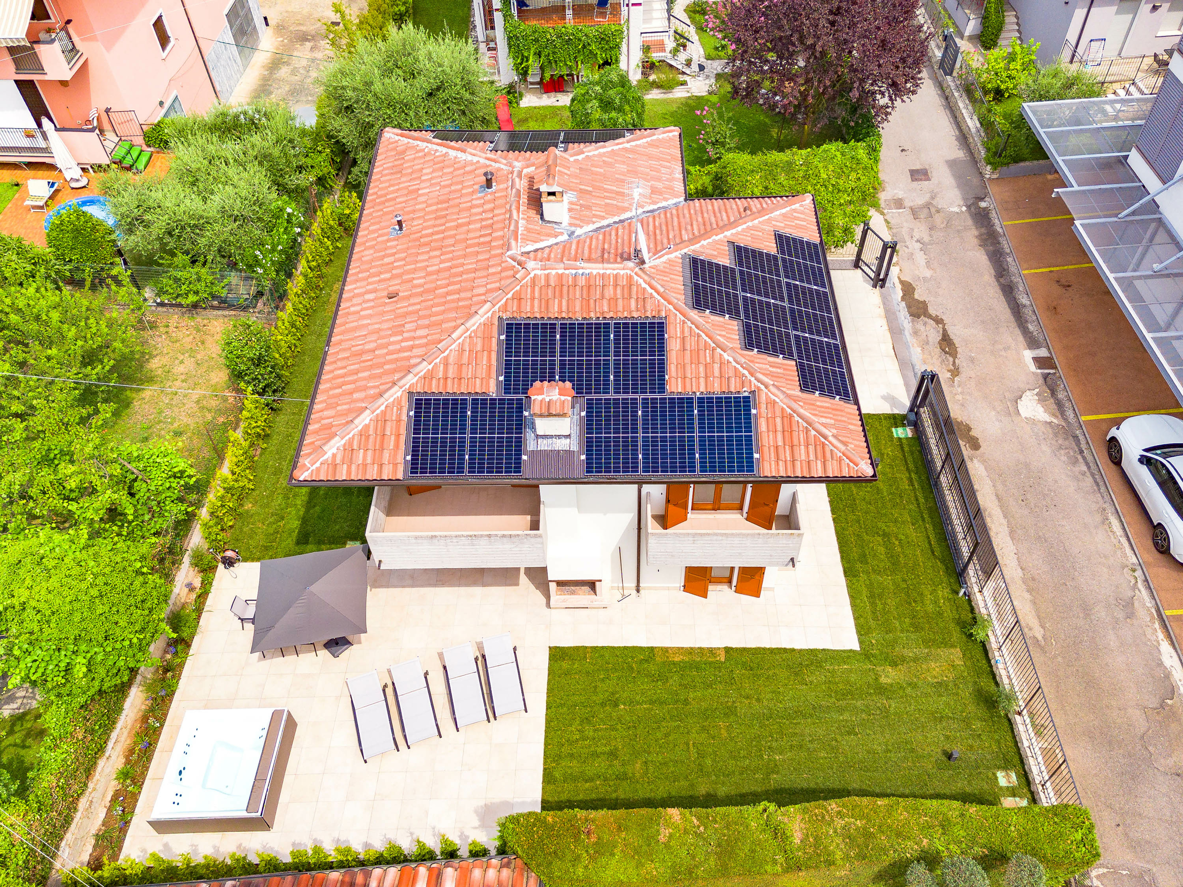 Elegante Villa con giardino e vasca idromassaggio esterna – Bardolino, Bardolino e dintorni · 4 Camera da letto