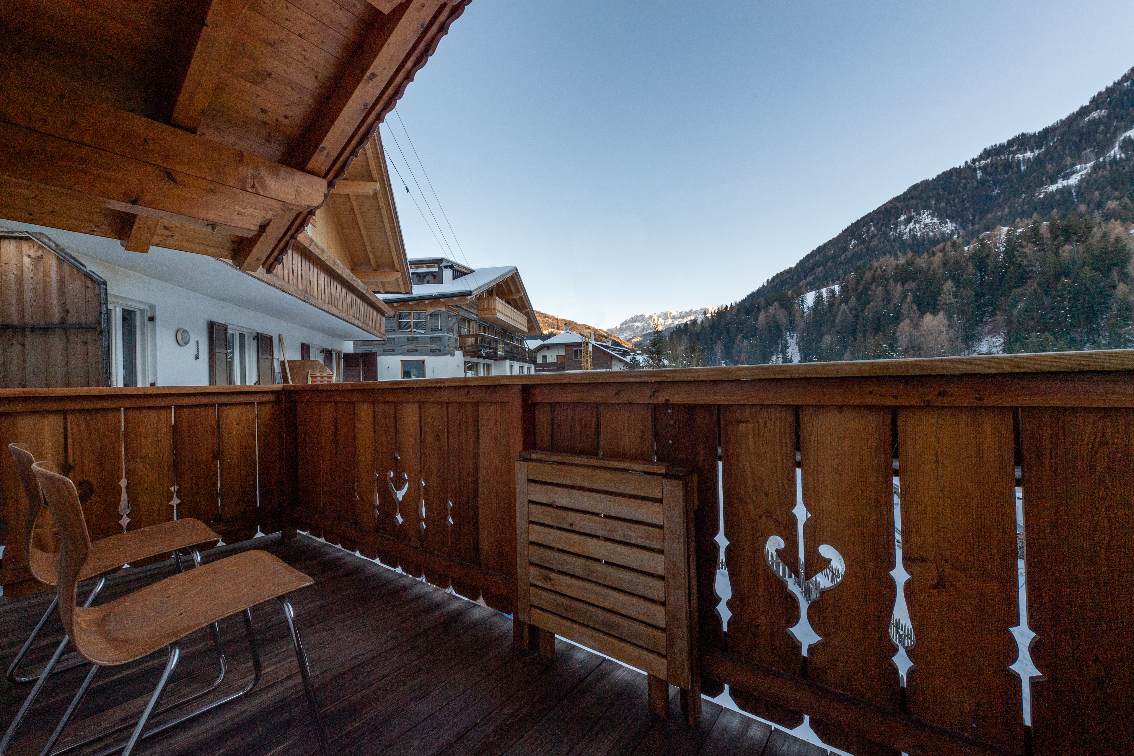 Ferienwohnung mit 2 Schlafzimmern und Balkon “Corinne” – St. Ulrich, Gröden · 2 Schlafzimmer