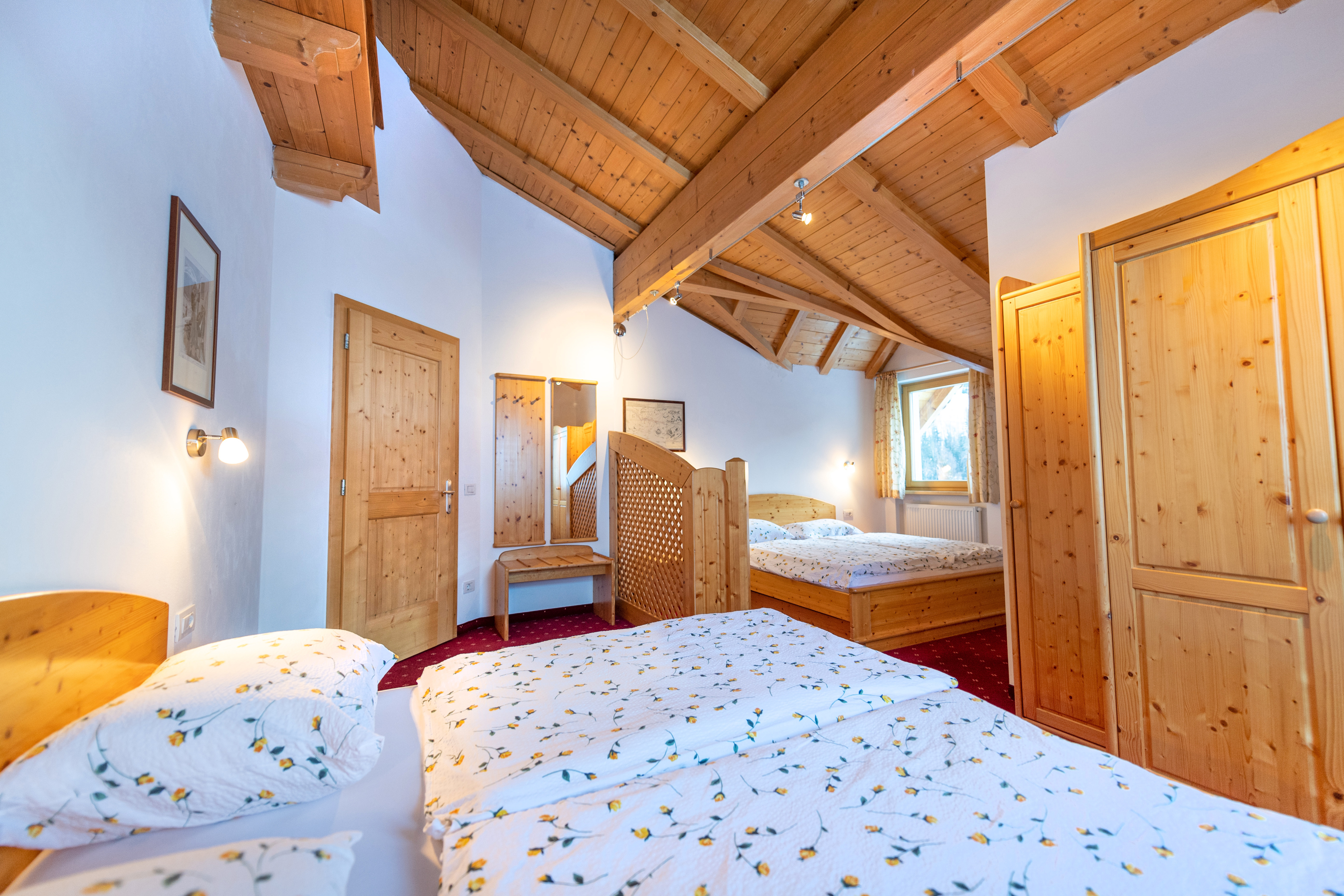 Ferienwohnung mit 1 Schlafzimmer und Balkon „Lavinia“ – St. Ulrich, Gröden · 1 Schlafzimmer