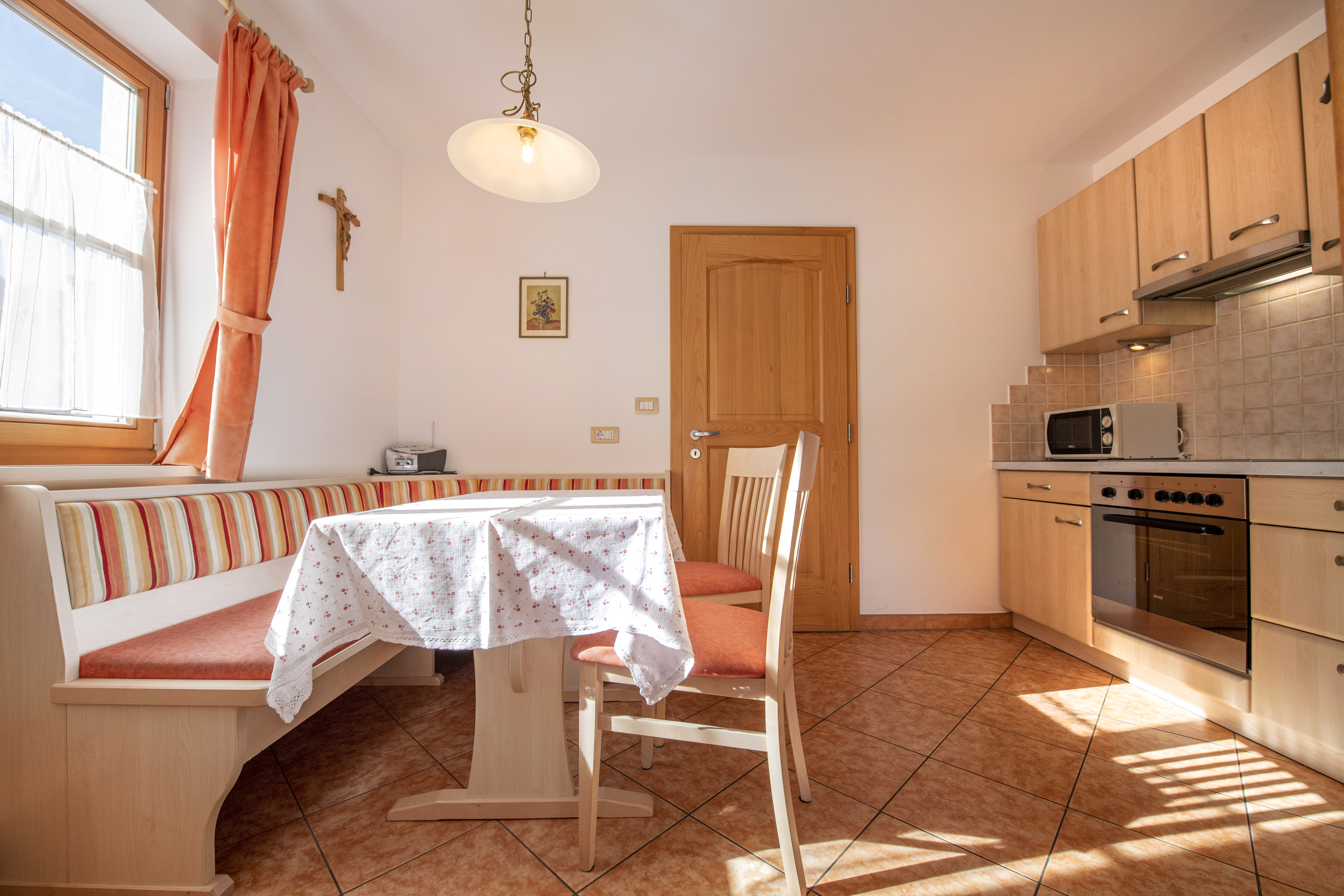 Ferienwohnung mit 2 Schlafzimmern – St. Ulrich, Gröden · 2 Schlafzimmer