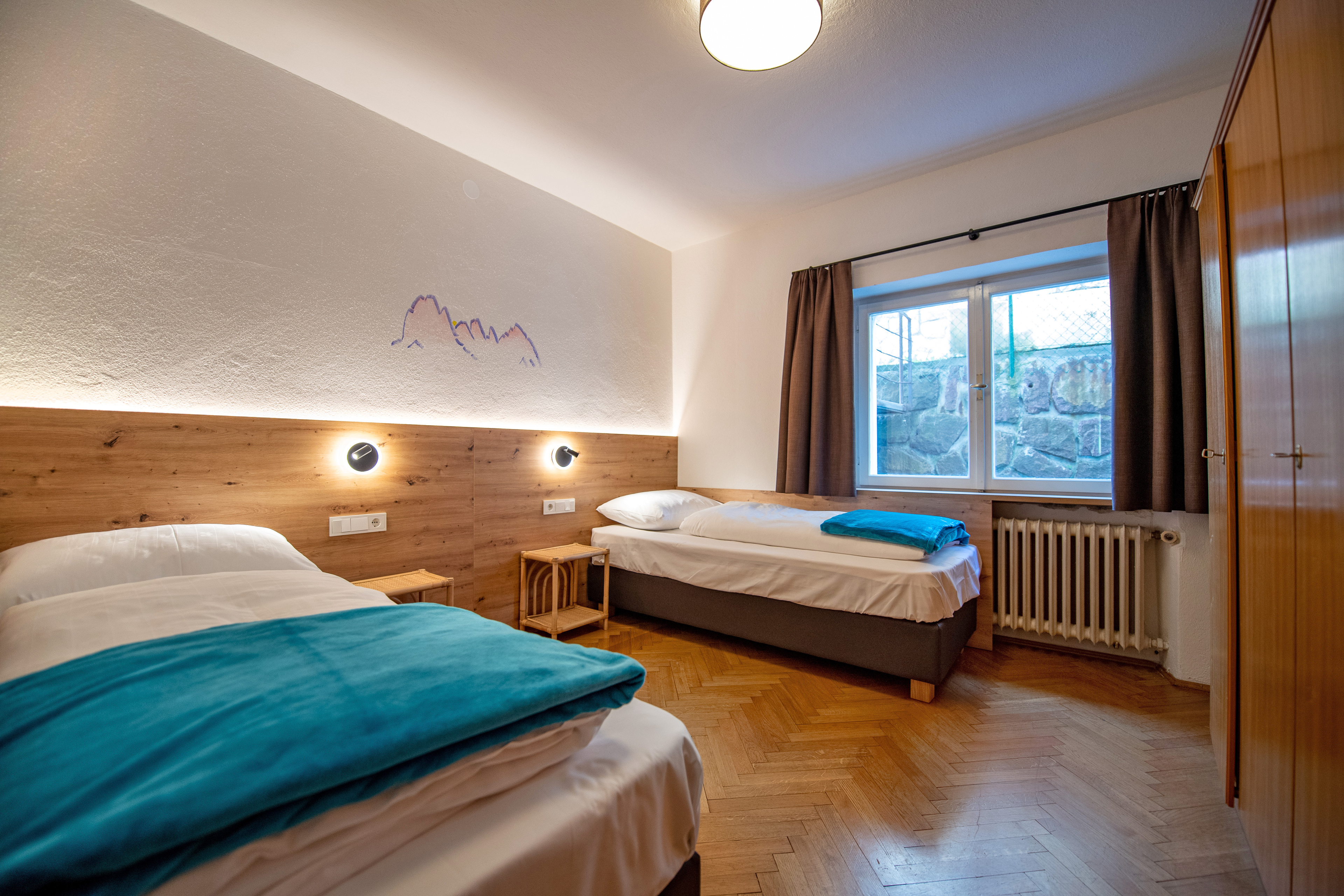 Geräumige Ferienwohnung mit 3 Schlafzimmern, Balkon und Terrasse – St. Ulrich, Gröden · 3 Schlafzimmer