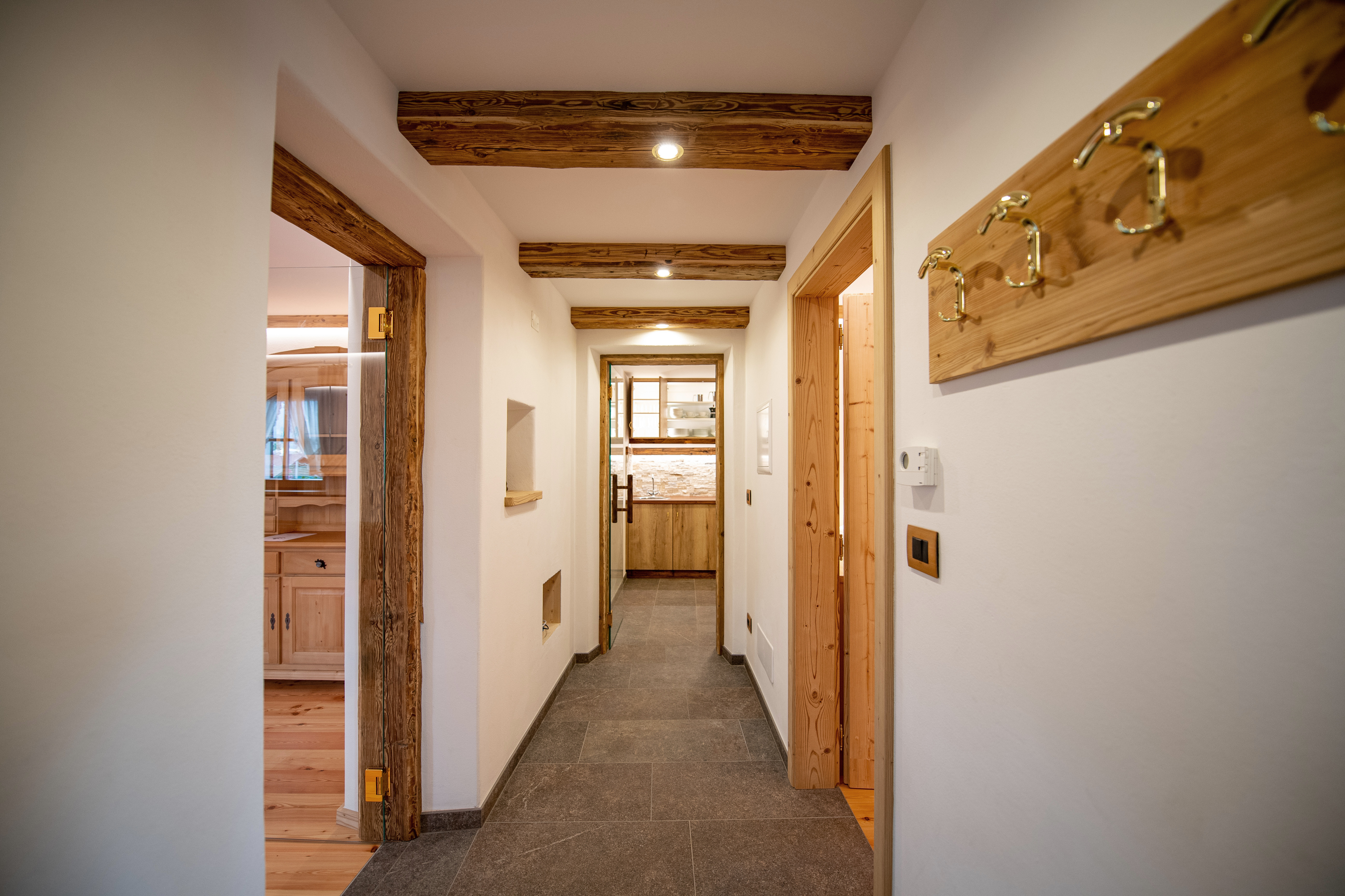 Ferienwohnung mit 2 Schlafzimmern und Terrasse – St. Ulrich, Gröden · 2 Schlafzimmer