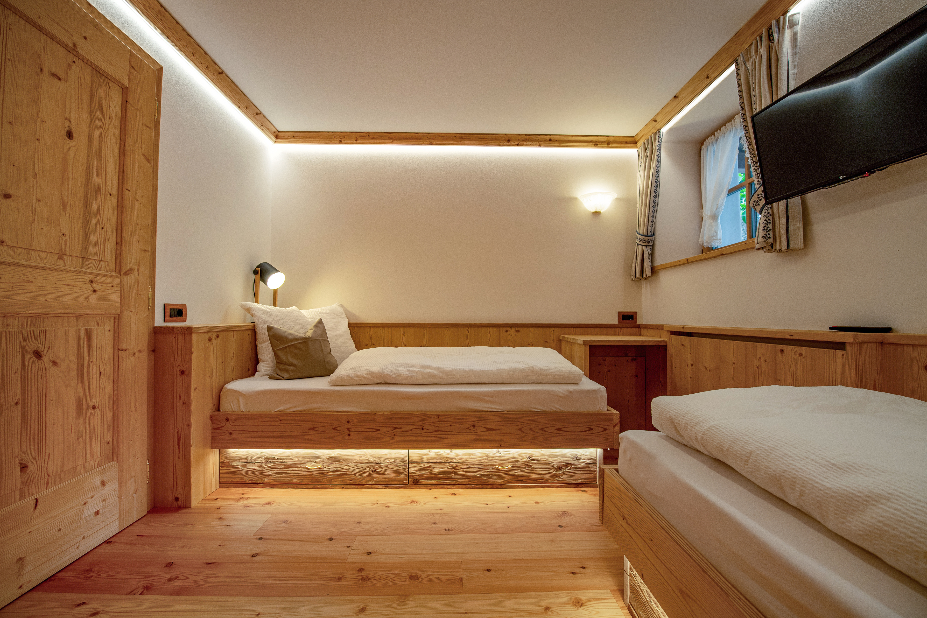 Ferienwohnung mit 2 Schlafzimmern und Terrasse – St. Ulrich, Gröden · 2 Schlafzimmer