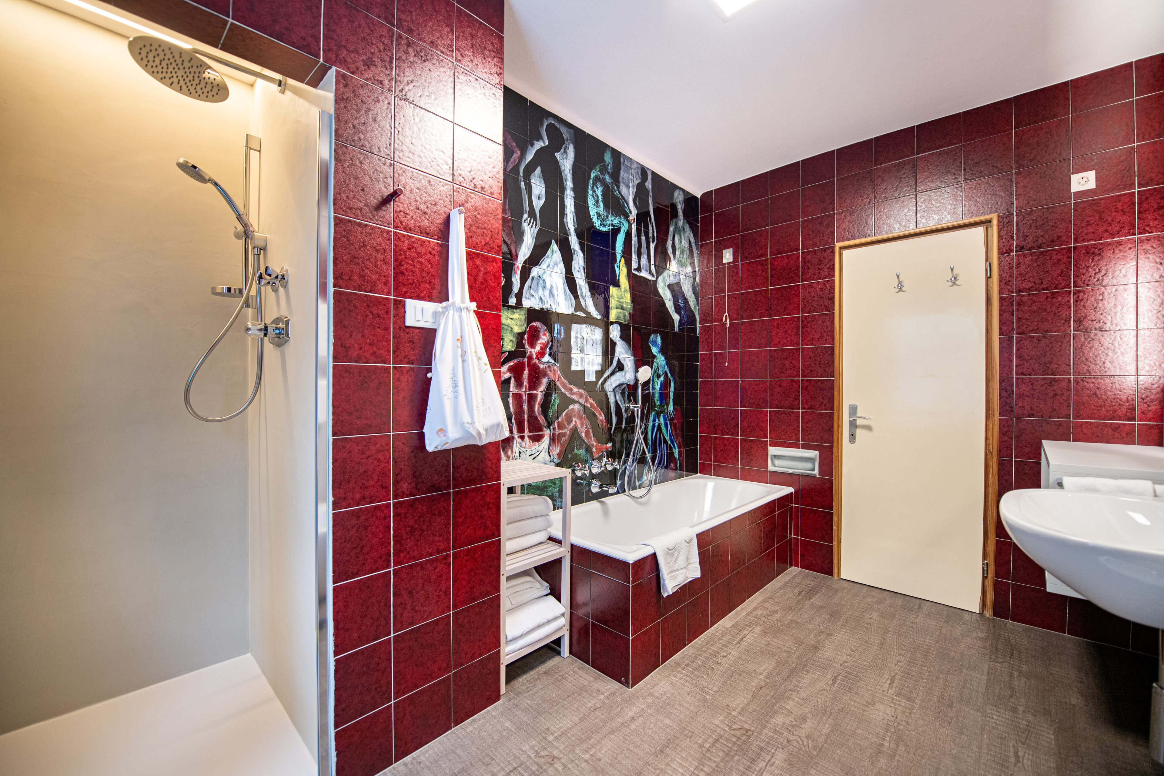 Geräumige Ferienwohnung mit 3 Schlafzimmern, Balkon und Terrasse – St. Ulrich, Gröden · 3 Schlafzimmer