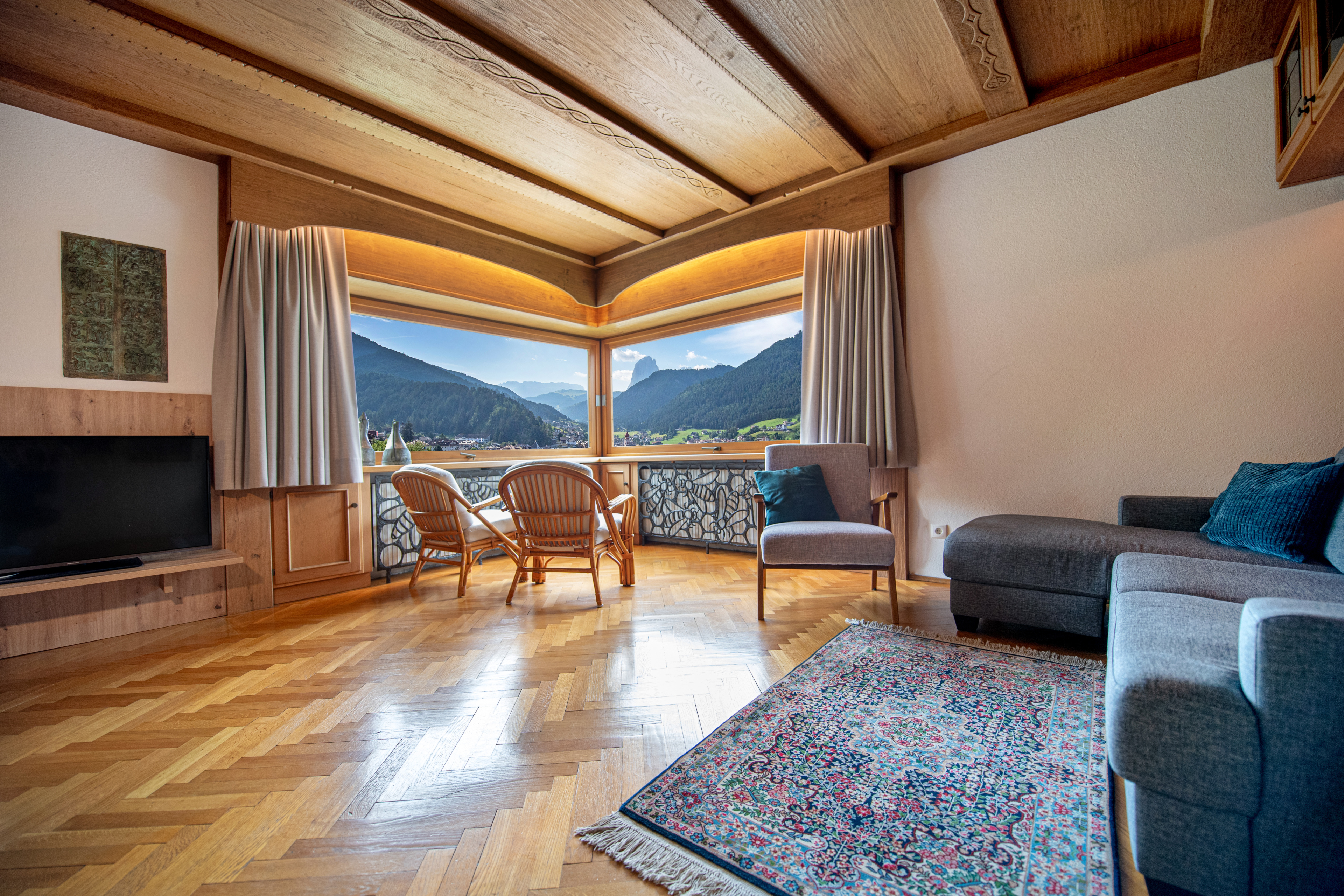 Geräumige Ferienwohnung mit 3 Schlafzimmern, Balkon und Terrasse – St. Ulrich, Gröden · 3 Schlafzimmer