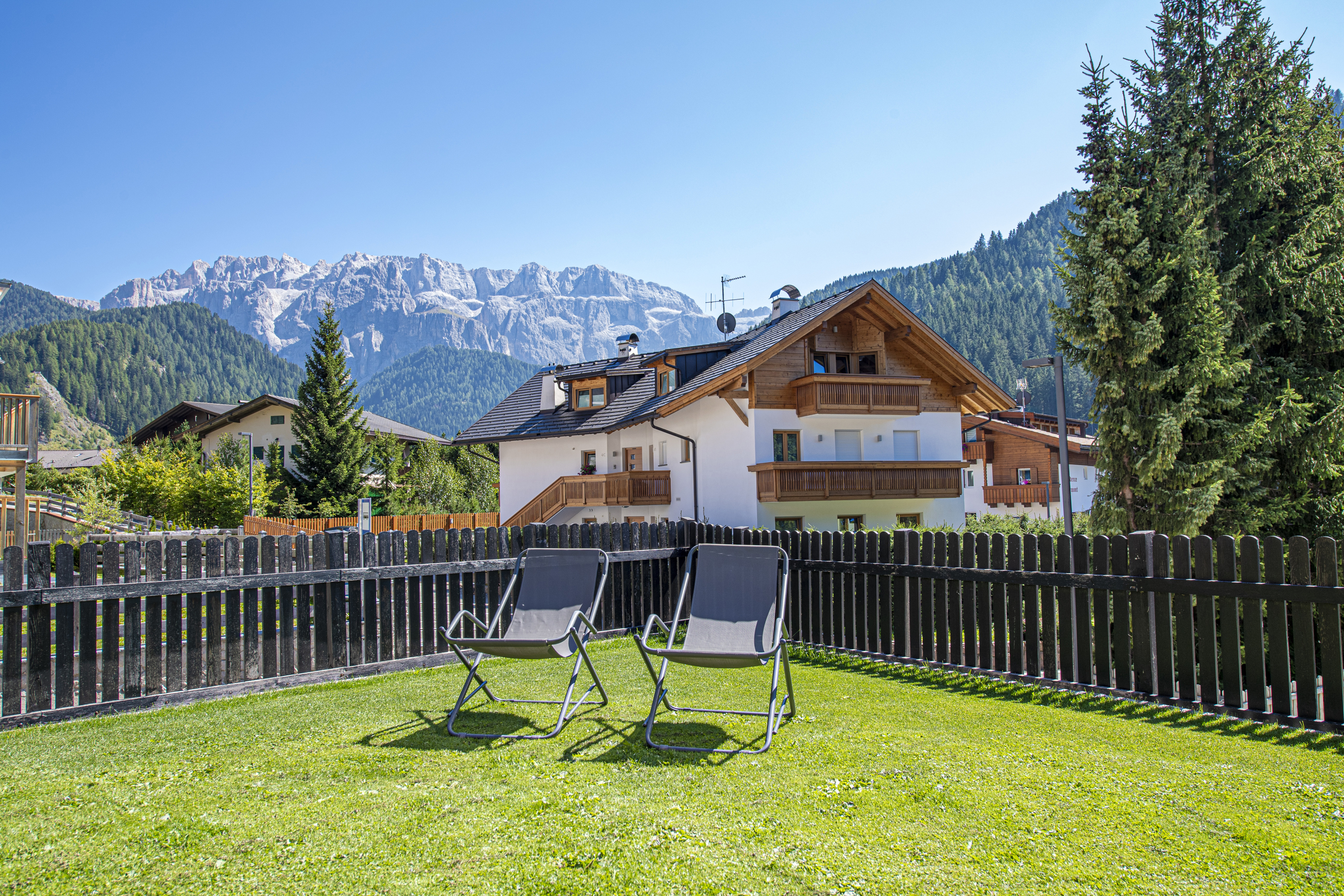Ferienwohnung mit 2 Schlafzimmern und Garten – Wolkenstein, Gröden · 2 Schlafzimmer
