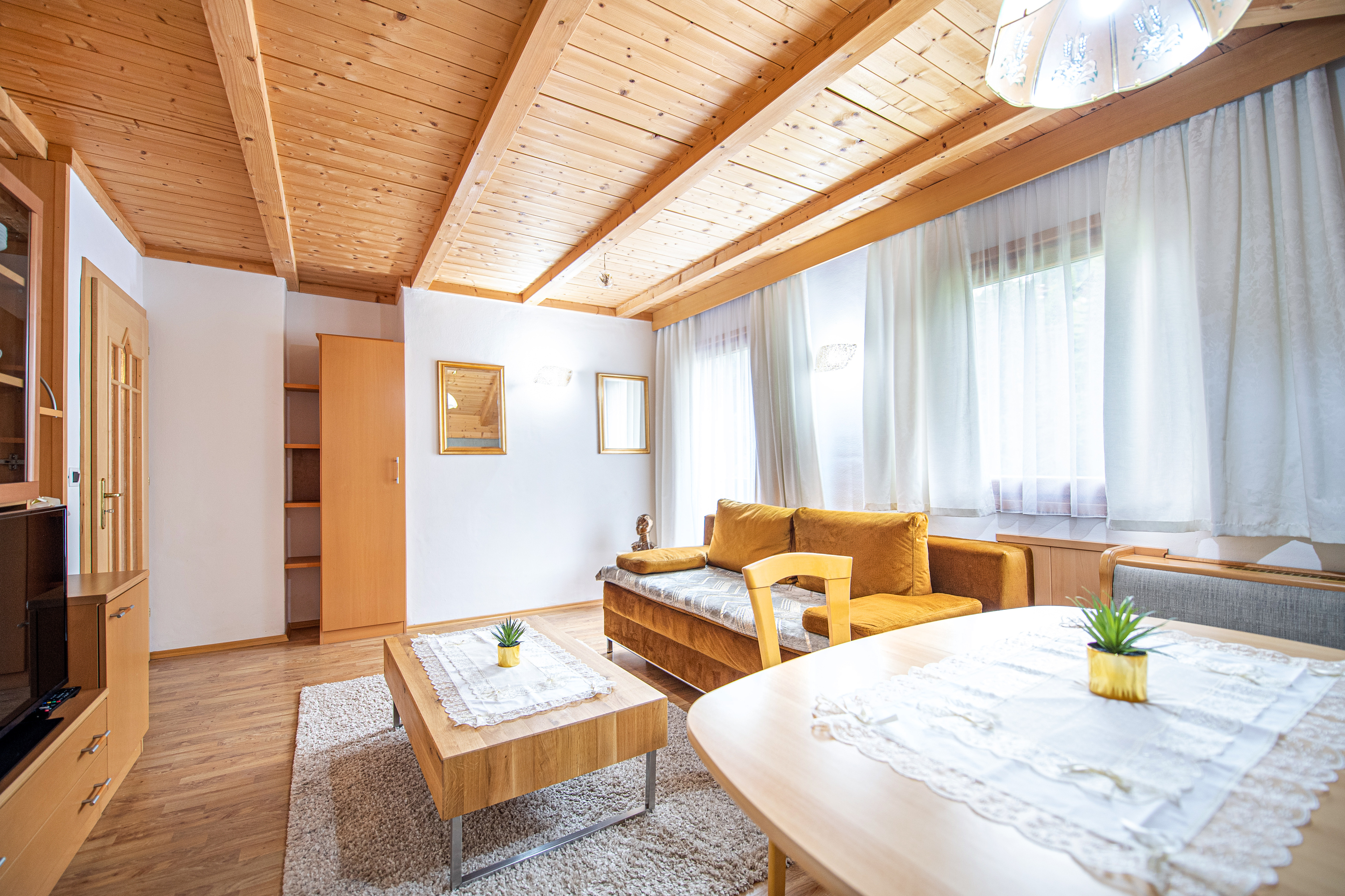 Dachgeschosswohnung mit 3 Schlafzimmern, 3 Bädern und 3 Balkone – Sankt Christina, Gröden · 3 Schlafzimmer