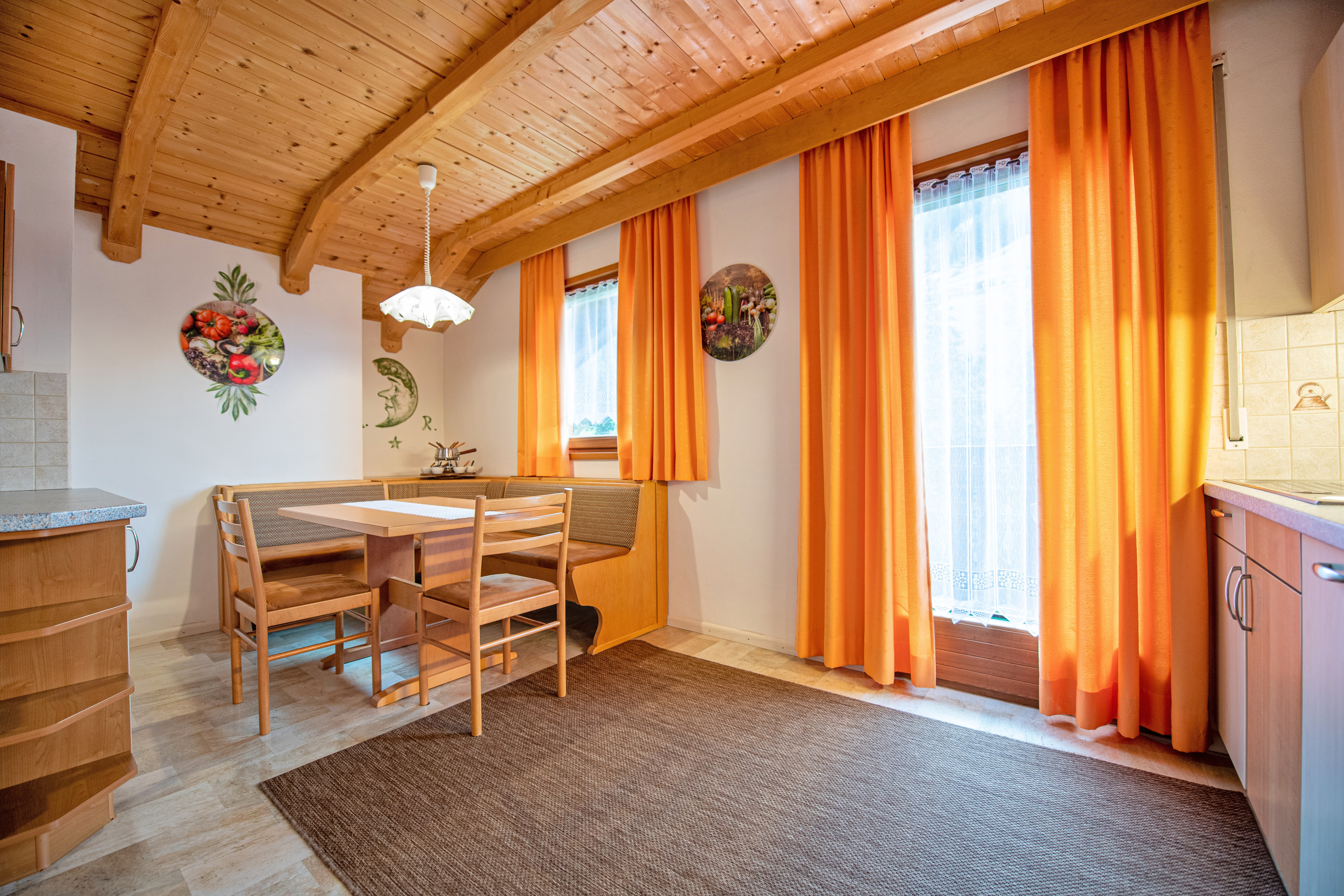 Dachgeschosswohnung mit 3 Schlafzimmern, 3 Bädern und 3 Balkone – Sankt Christina, Gröden · 3 Schlafzimmer