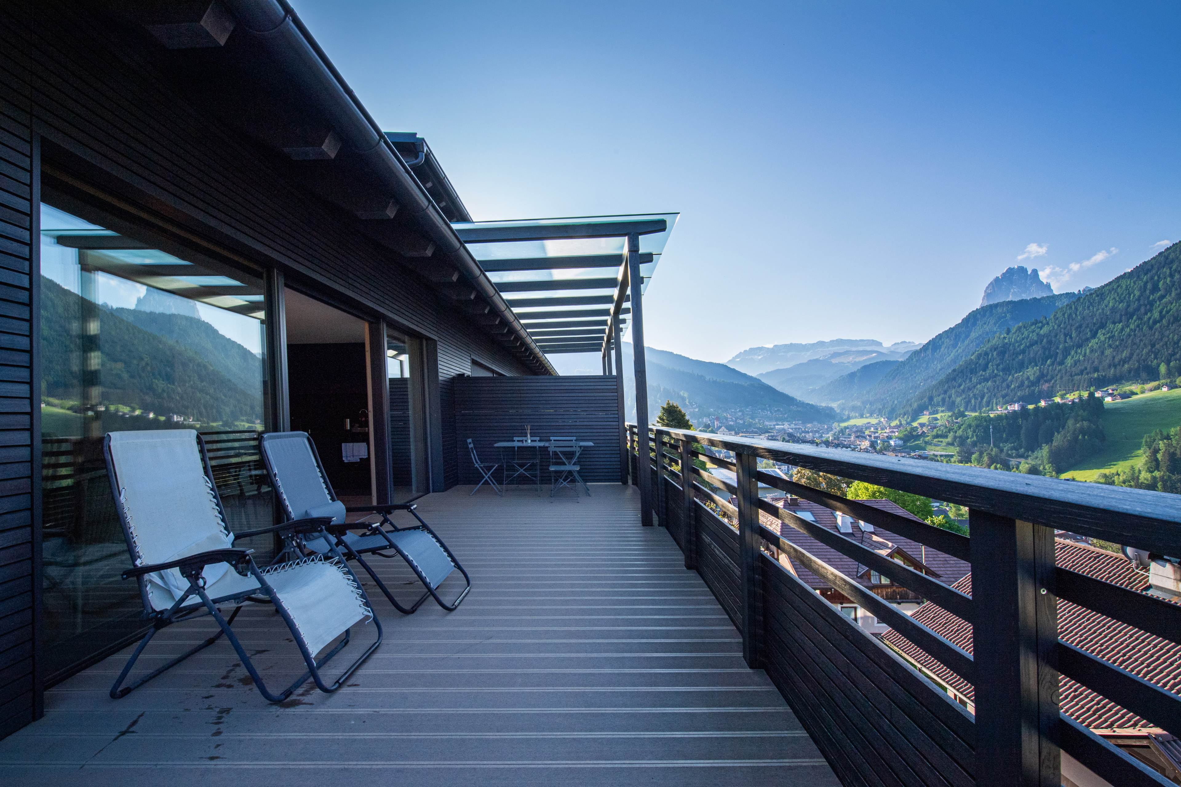 Ferienwohnung mit 2 Schlafzimmer und Südterrasse – St. Ulrich, Gröden · 2 Schlafzimmer