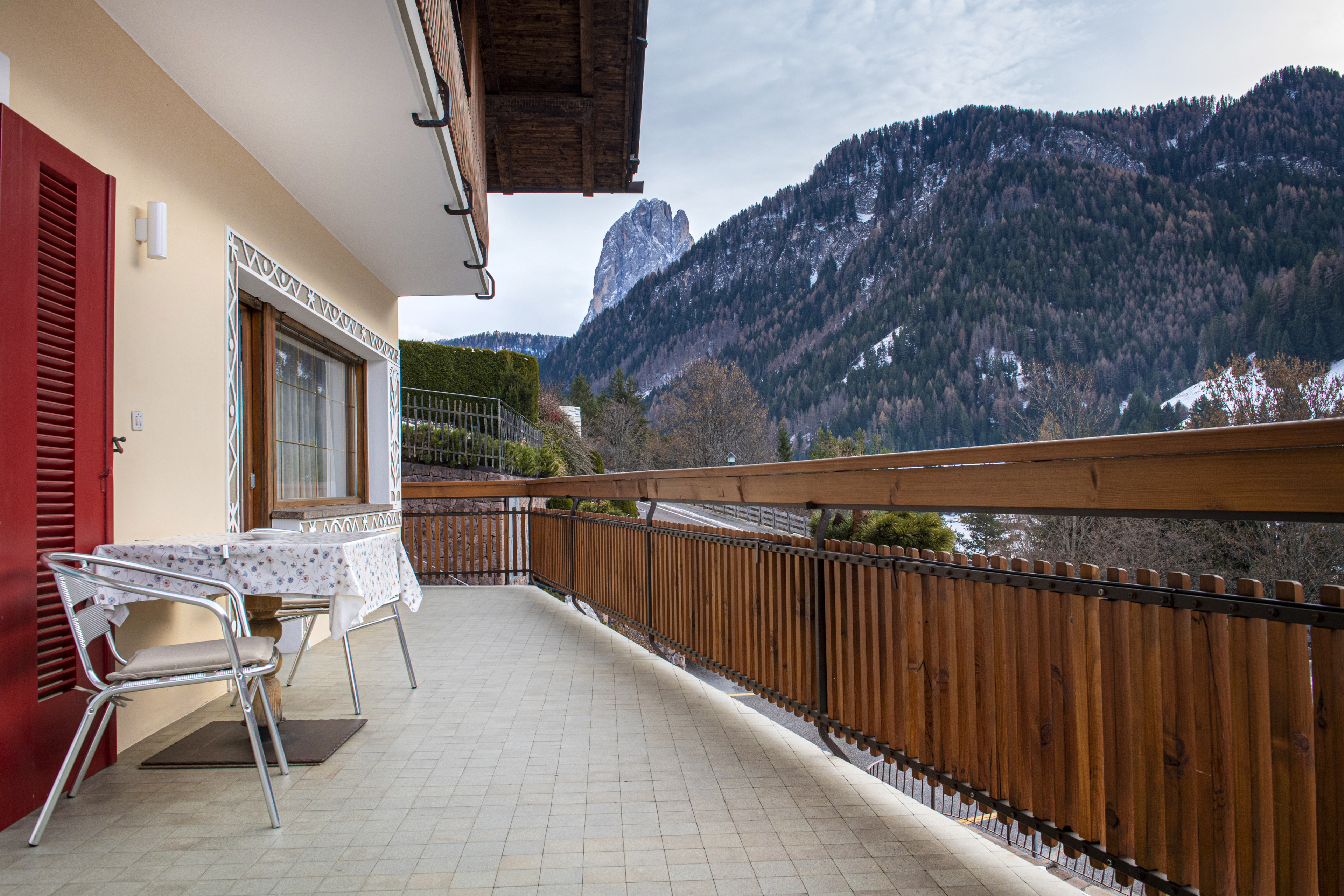 Ferienwohnung mit 3 Schlafzimmer und Balkon – St. Ulrich, Gröden · 3 Schlafzimmer