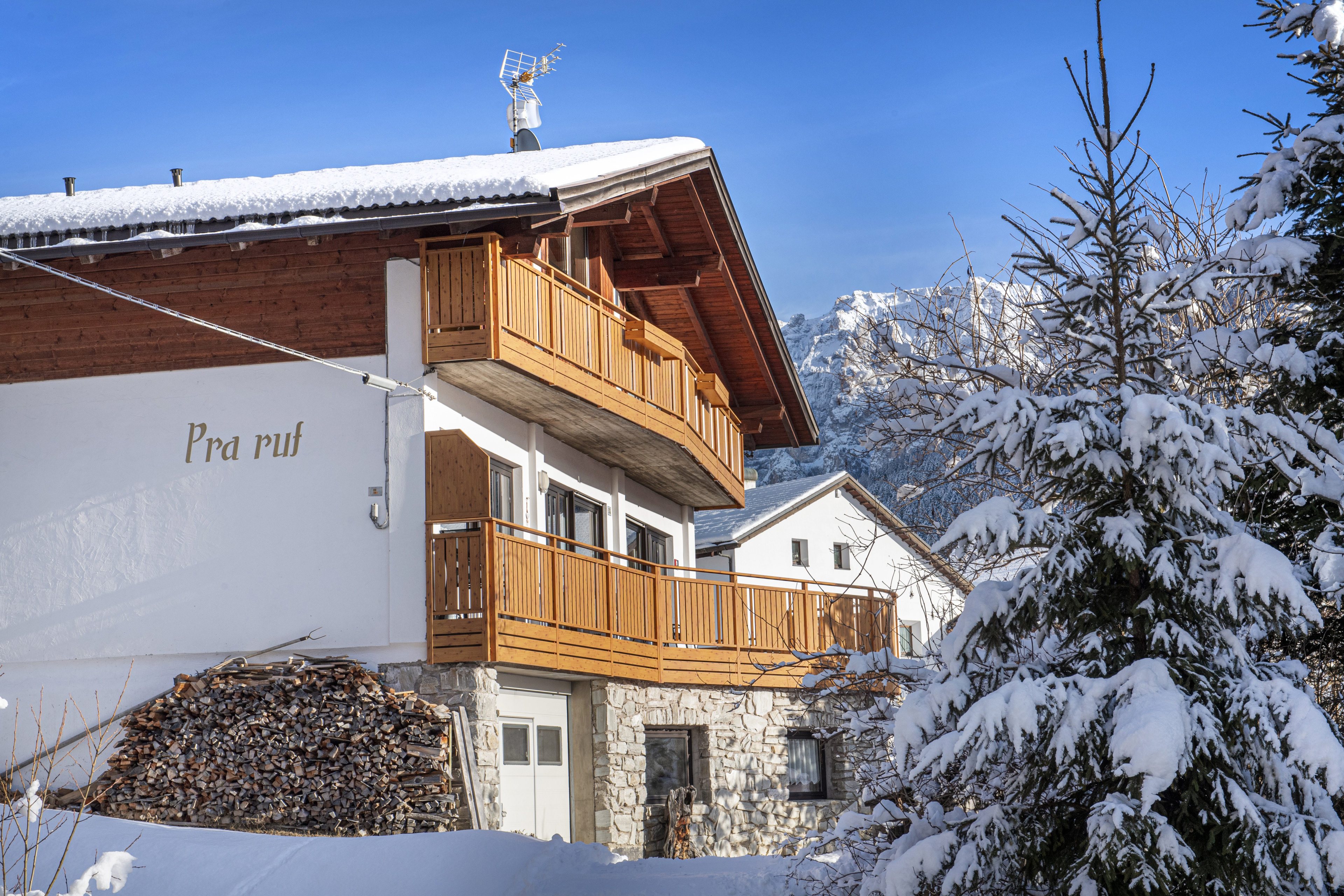 Ferienwohnung mit 1 Schlafzimmer und Terrasse – Wolkenstein, Gröden · 1 Schlafzimmer