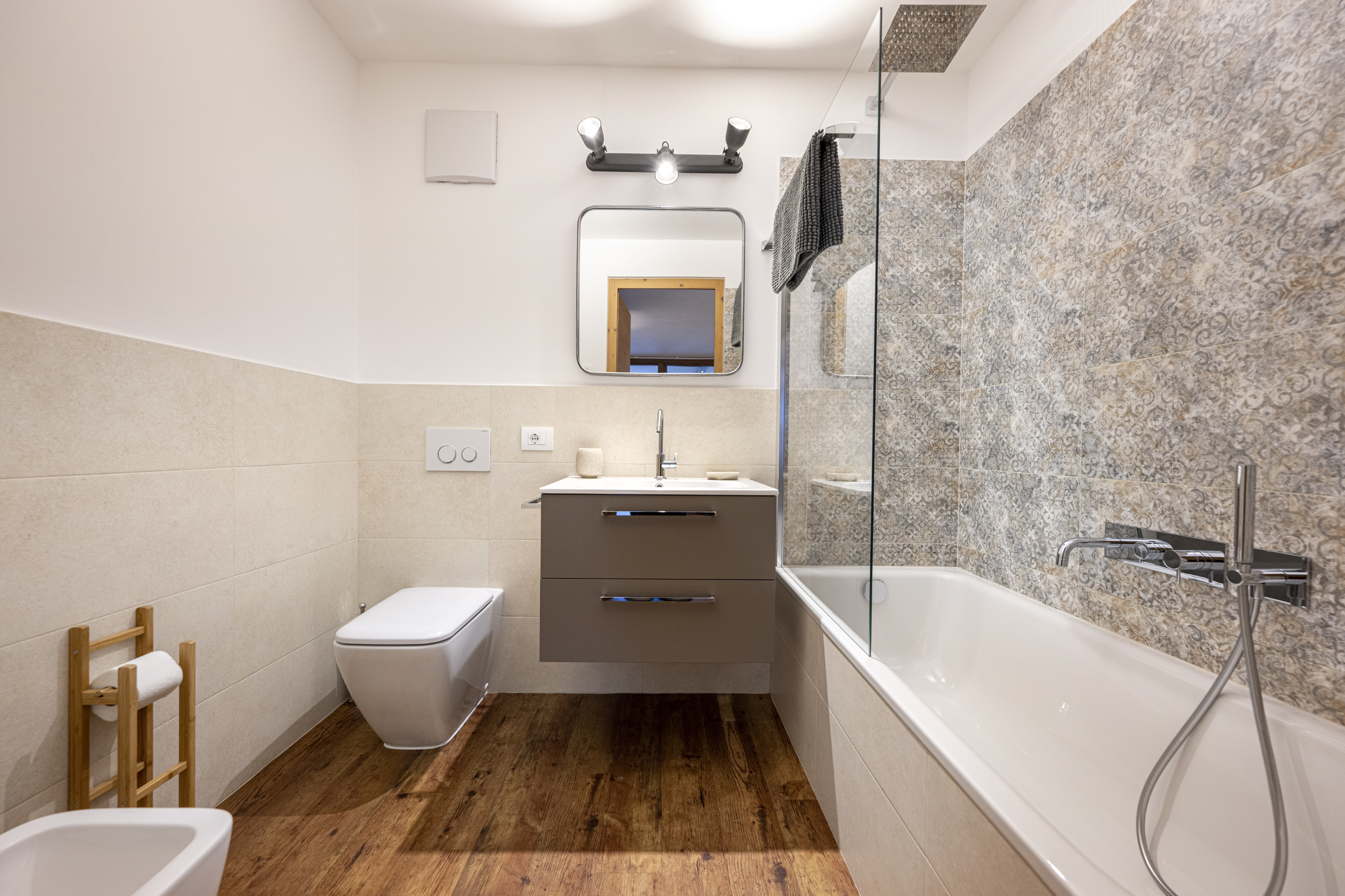 Ferienwohnung mit 2 Schlafzimmern un Gartenzugang – St. Ulrich, Gröden · 2 Schlafzimmer