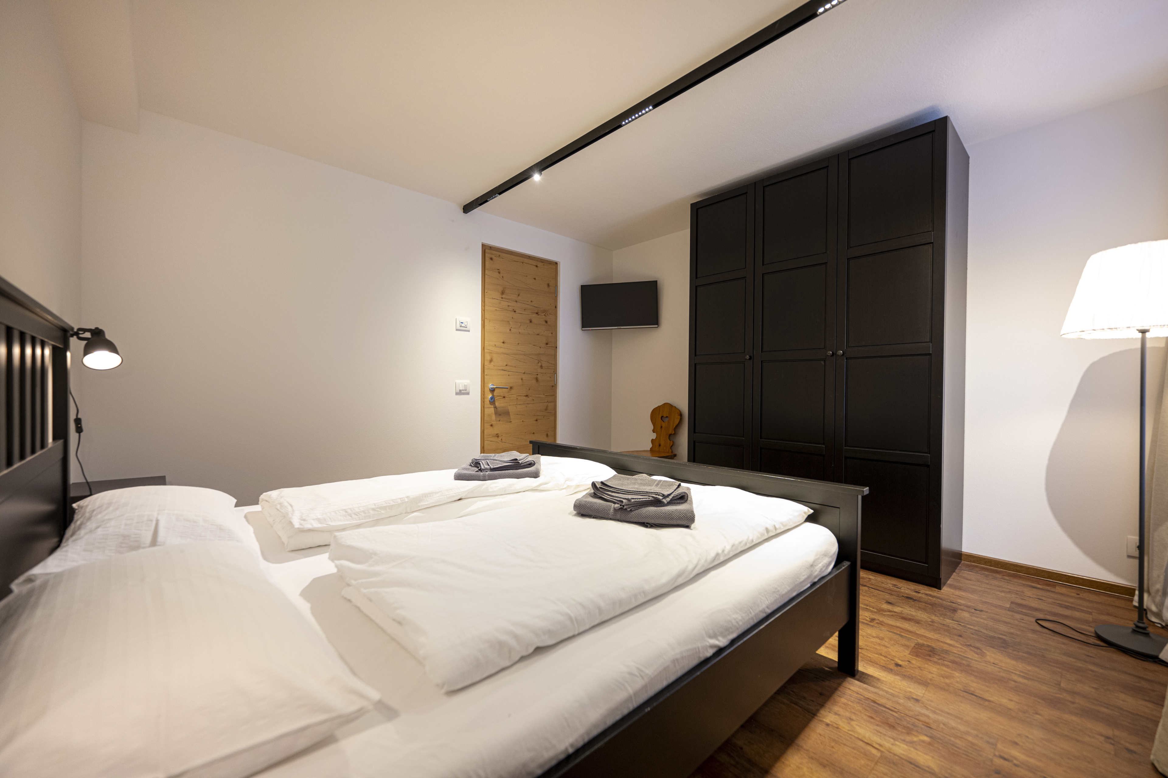Ferienwohnung mit 2 Schlafzimmern un Gartenzugang – St. Ulrich, Gröden · 2 Schlafzimmer