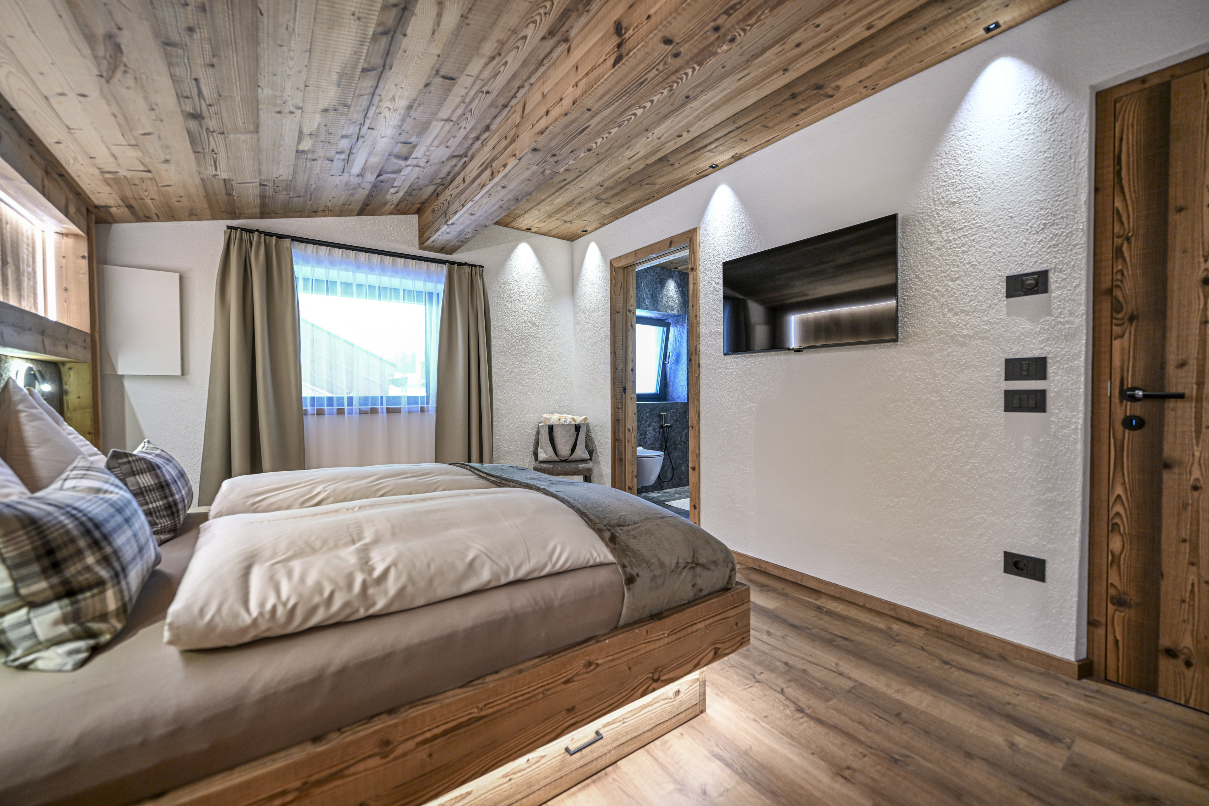 Puez - Two-Bedroom apartment with private sauna and panoramic balcony – Santa Cristina, Val Gardena · 2 Sleeping room
