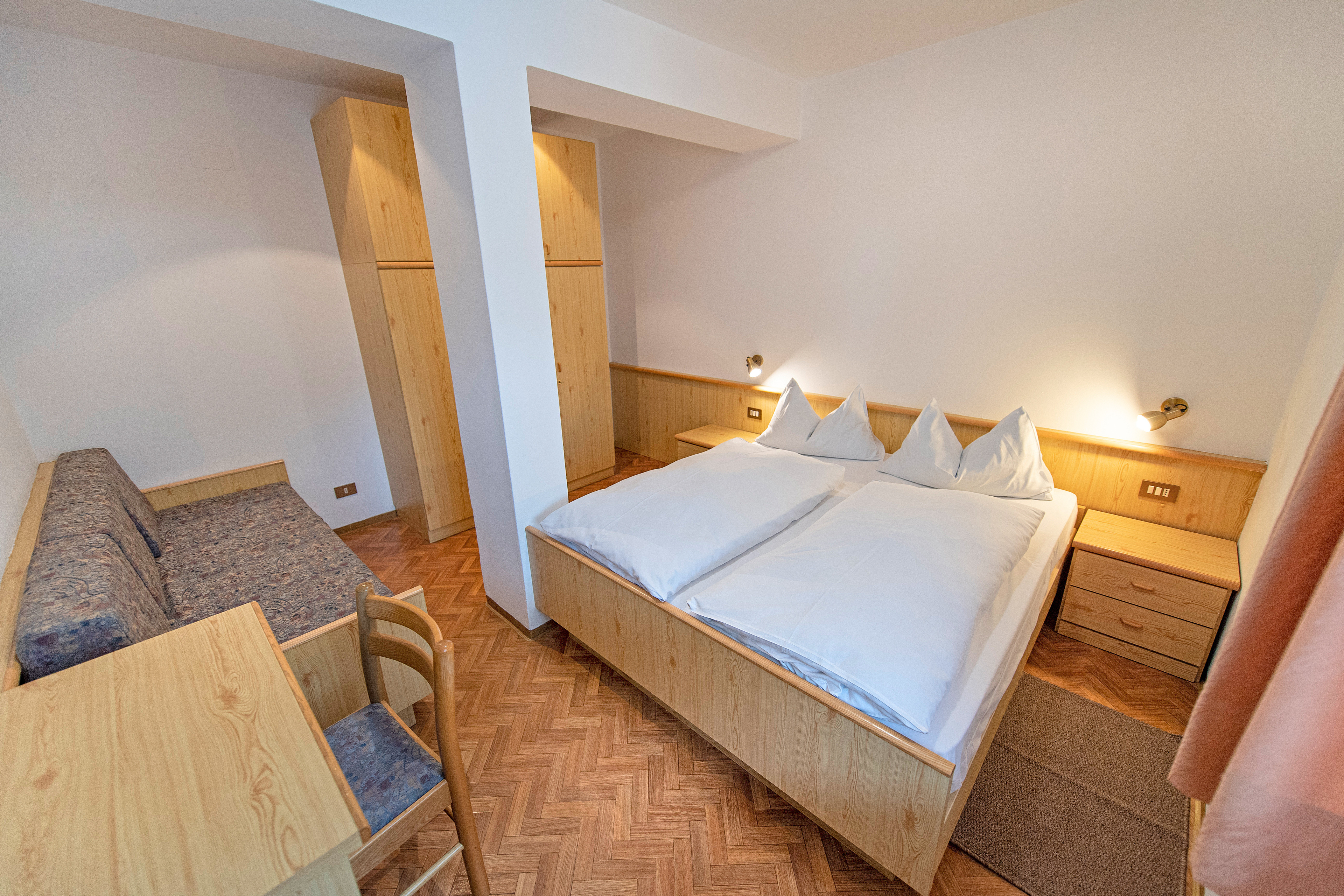 Ferienwohnung mit 1 Schlafzimmer – Wolkenstein, Gröden · 1 Schlafzimmer