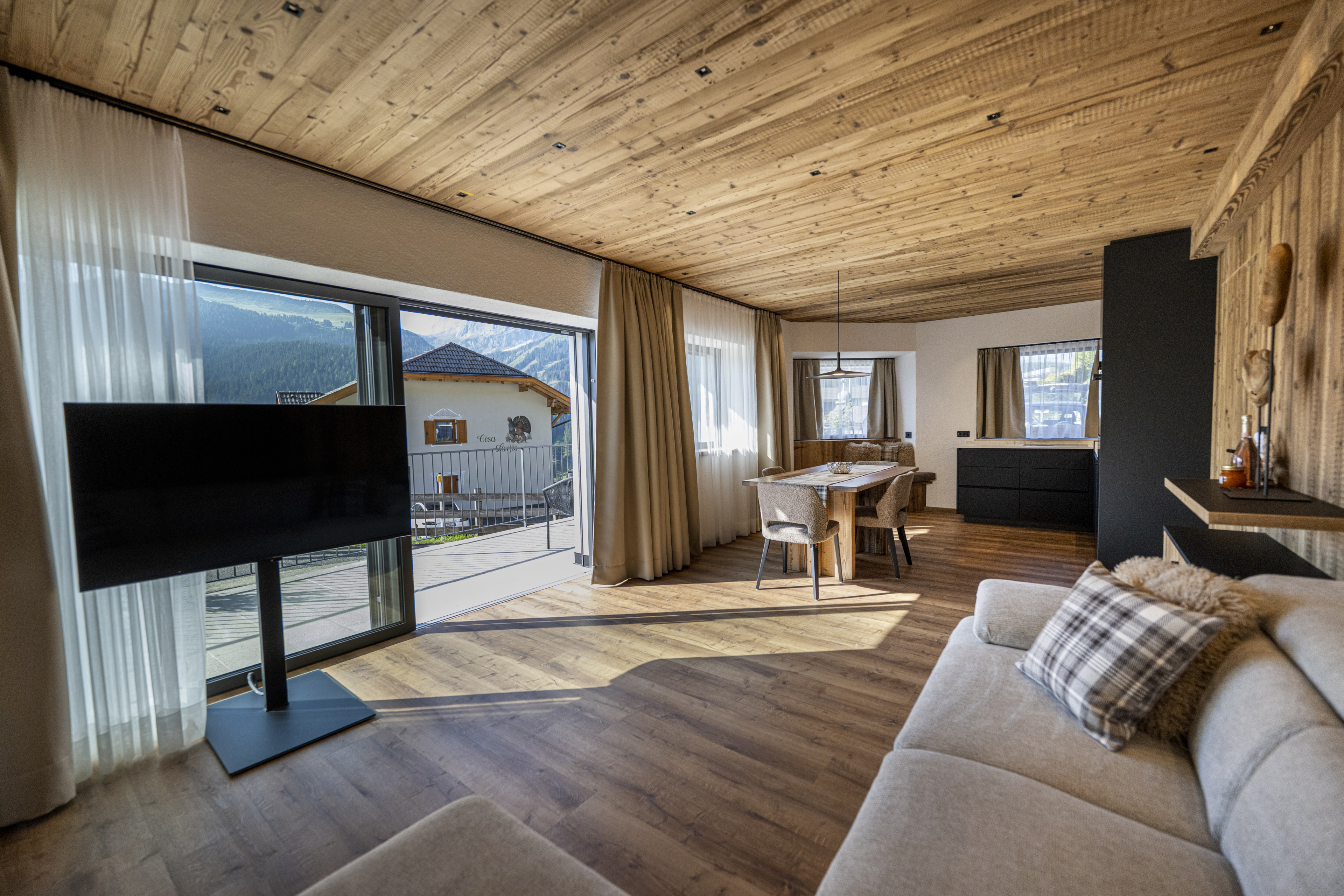Odles - One-Bedroom apartment with Private Sauna and Garden Access – Santa Cristina, Val Gardena · 1 Sleeping room