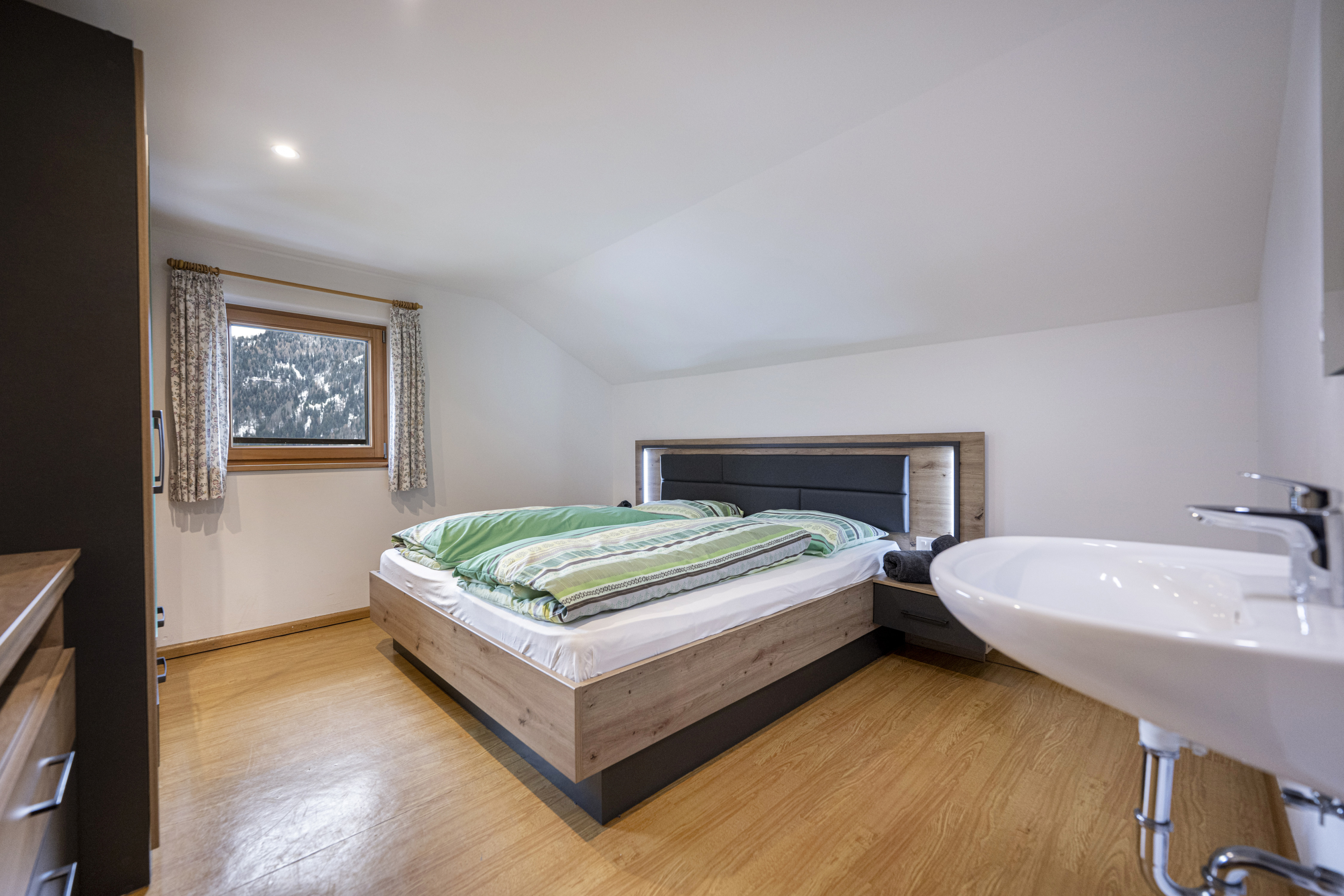 Ferienwohnung mit 2 Schlafzimmern und Garten – St. Ulrich, Gröden · 2 Schlafzimmer