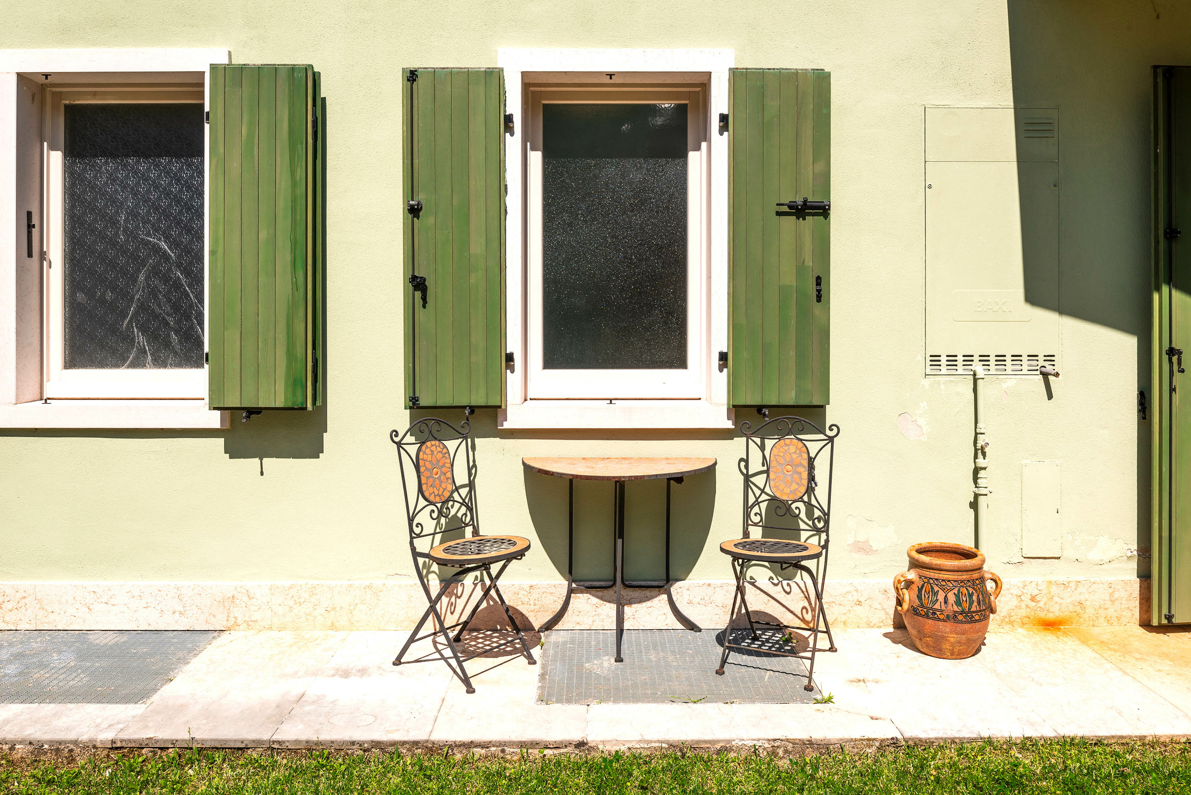 Appartamento panoramico con 2 camere da letto con giardino privató e vista lago – Albisano, Torri del Benaco e dintorni · 2 Camera da letto