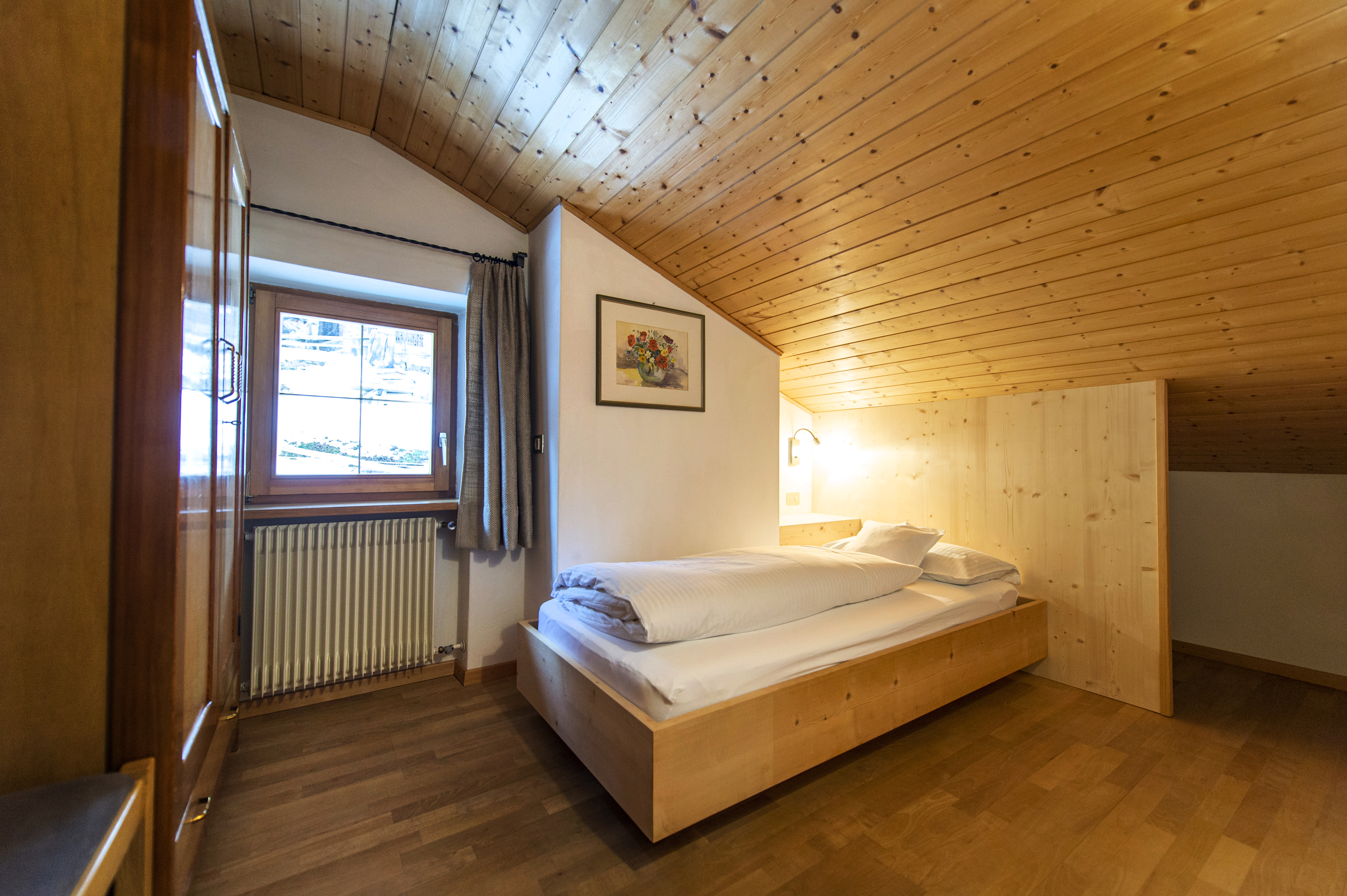 Ferienwohnung mit 3 Schlafzimmern und Panoramabalkon – St. Ulrich, Gröden · 3 Schlafzimmer