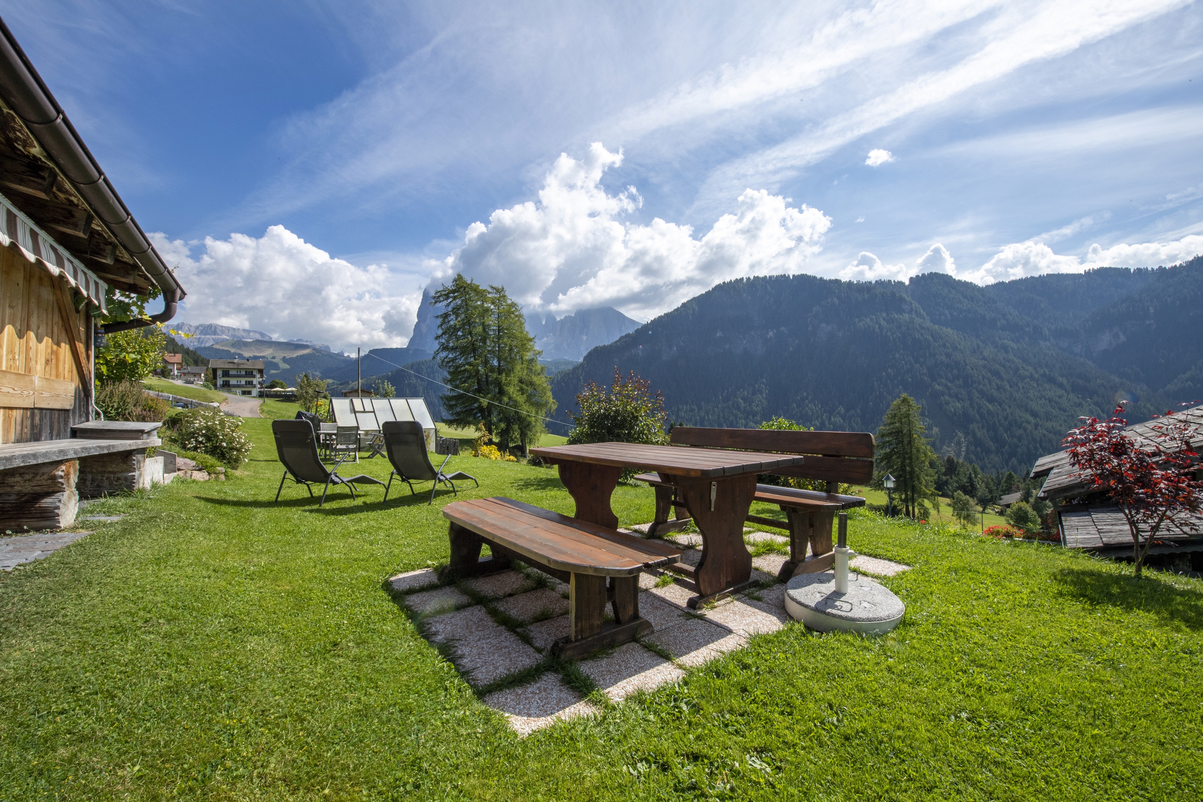 Ferienwohnung mit 2 Schlafzimmern und Garten – St. Ulrich, Gröden · 2 Schlafzimmer