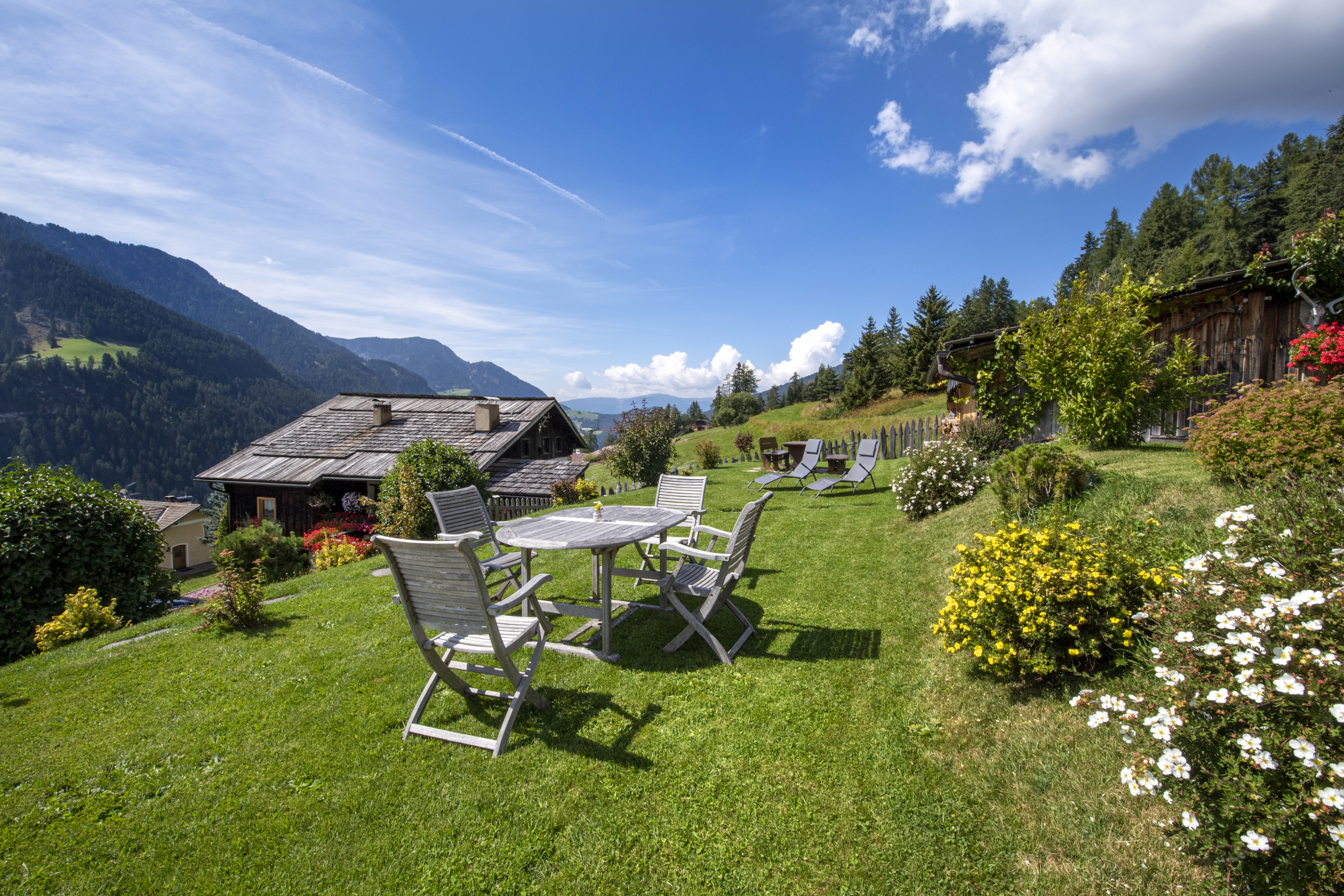 Ferienwohnung mit 2 Schlafzimmern und Garten – St. Ulrich, Gröden · 2 Schlafzimmer