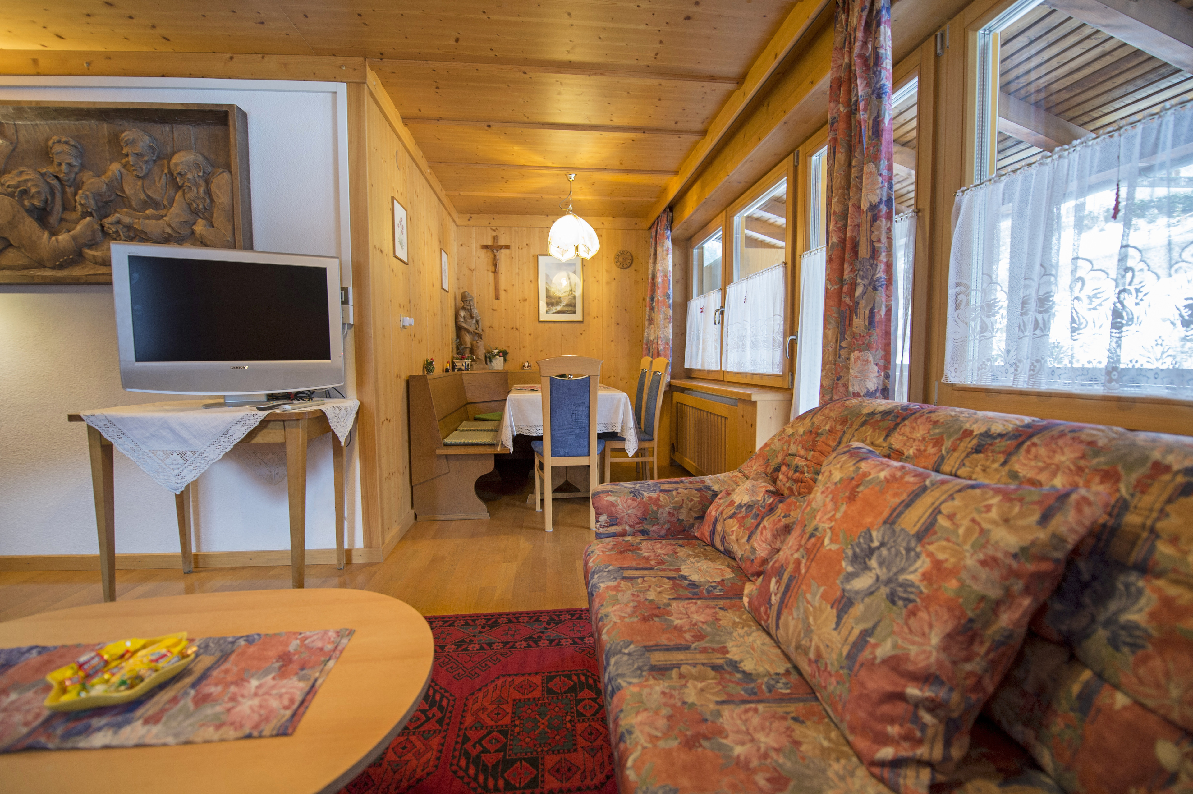 Ferienwohnung mit 2 Schlafzimmer und Balkon – St. Ulrich, Gröden · 2 Schlafzimmer