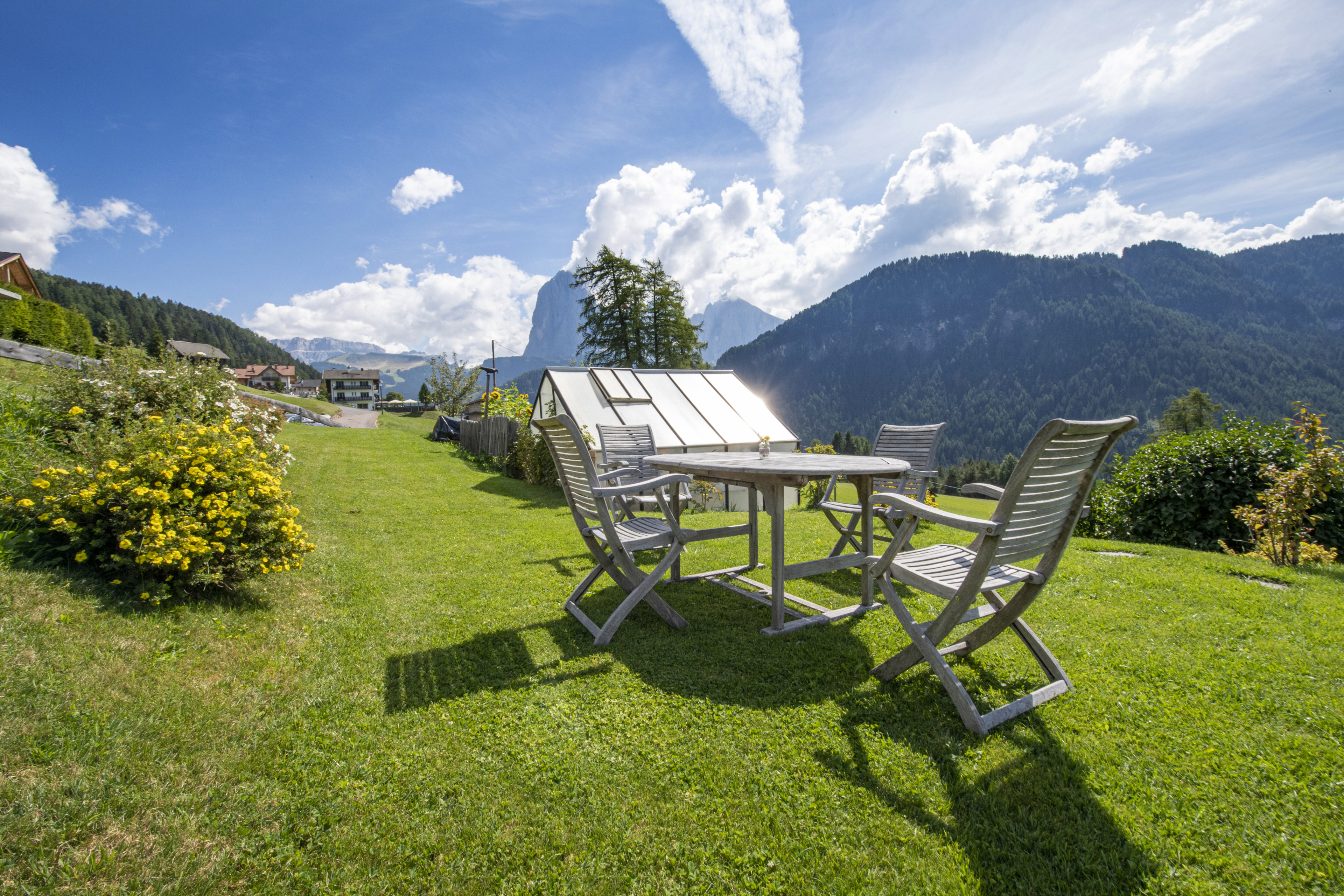 Ferienwohnung mit 2 Schlafzimmern und Garten – St. Ulrich, Gröden · 2 Schlafzimmer
