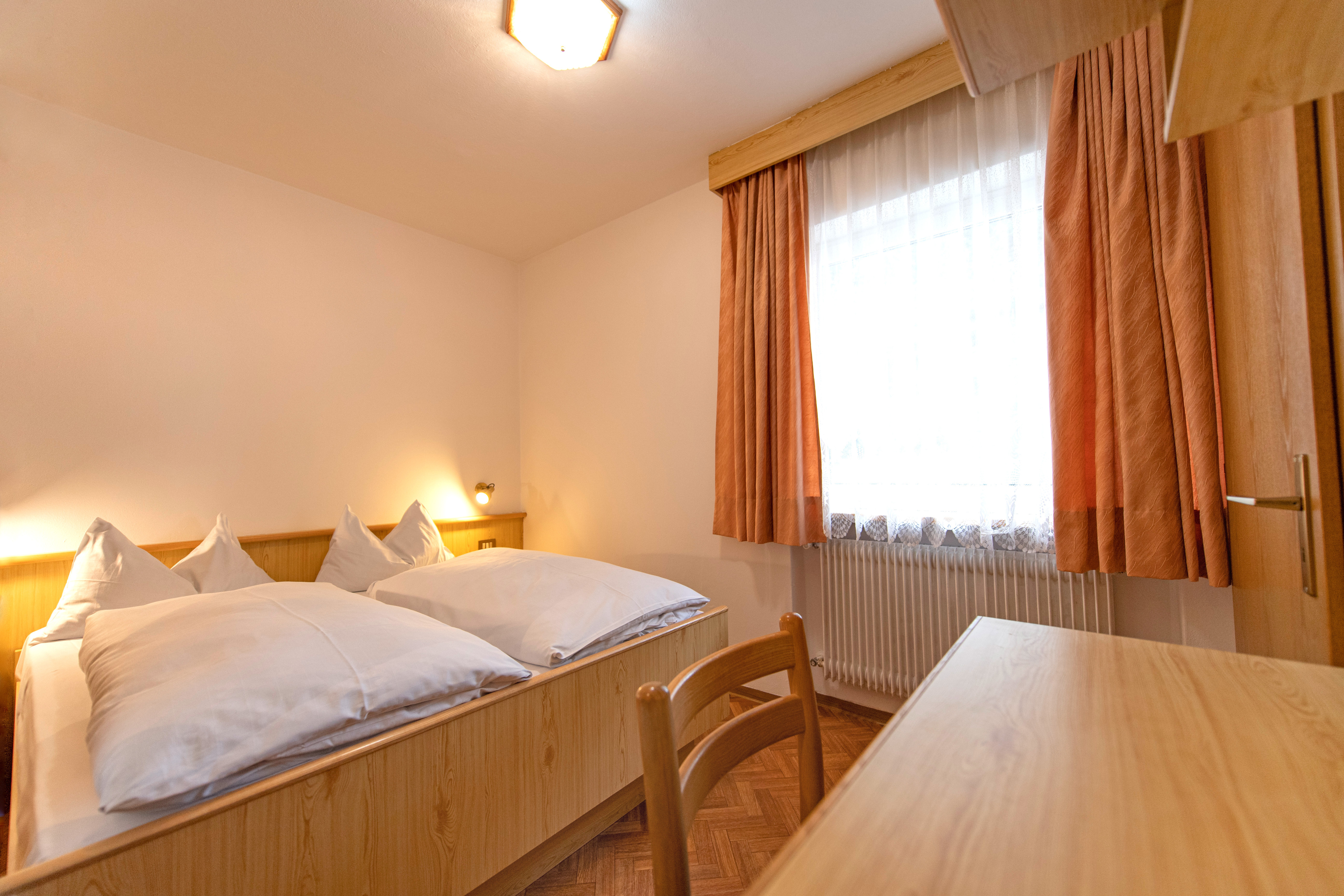 Ferienwohnung mit 1 Schlafzimmer – Wolkenstein, Gröden · 1 Schlafzimmer