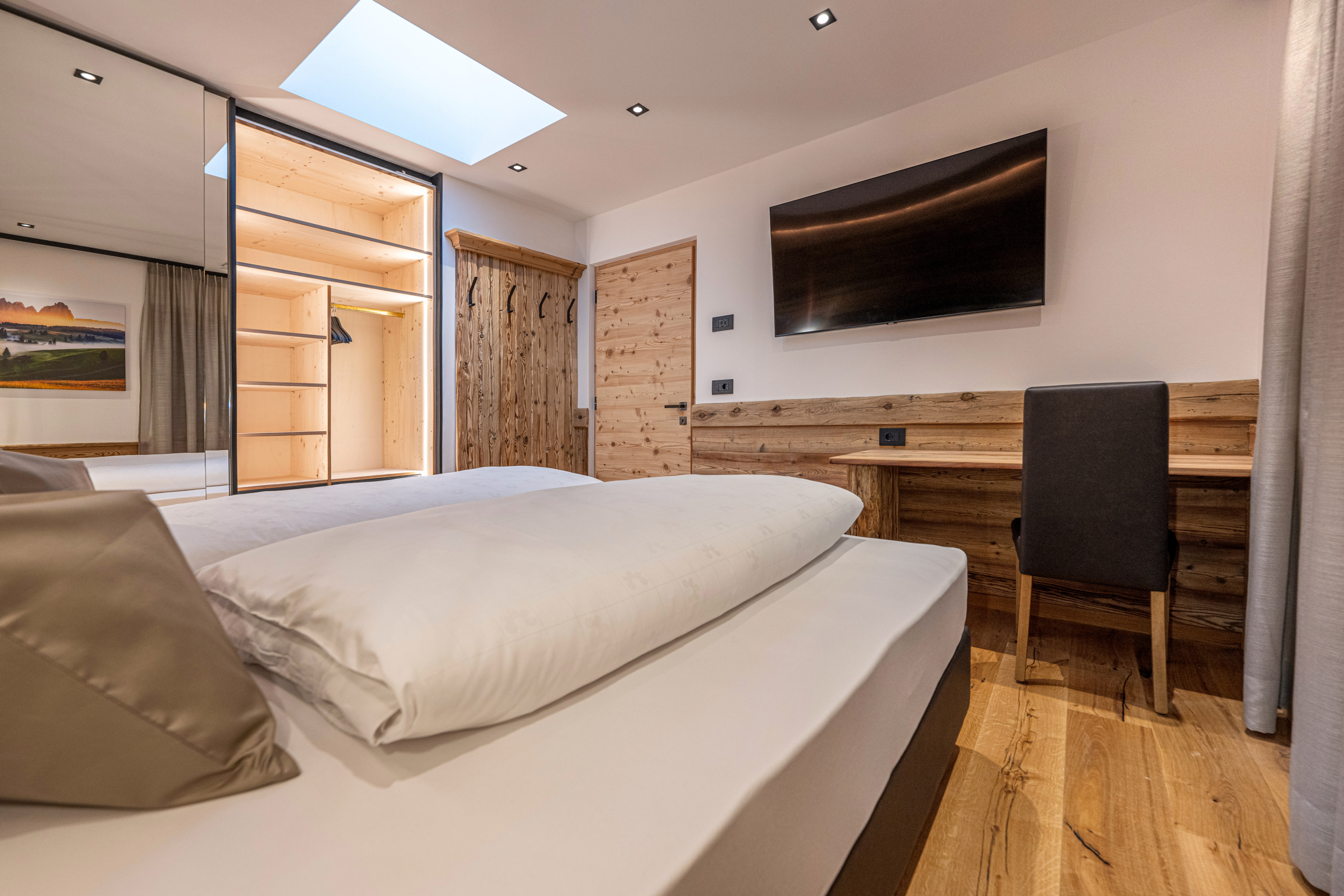 Ferienwohnung mit 3 Schlafzimmer und Garten – St. Ulrich, Gröden · 3 Schlafzimmer