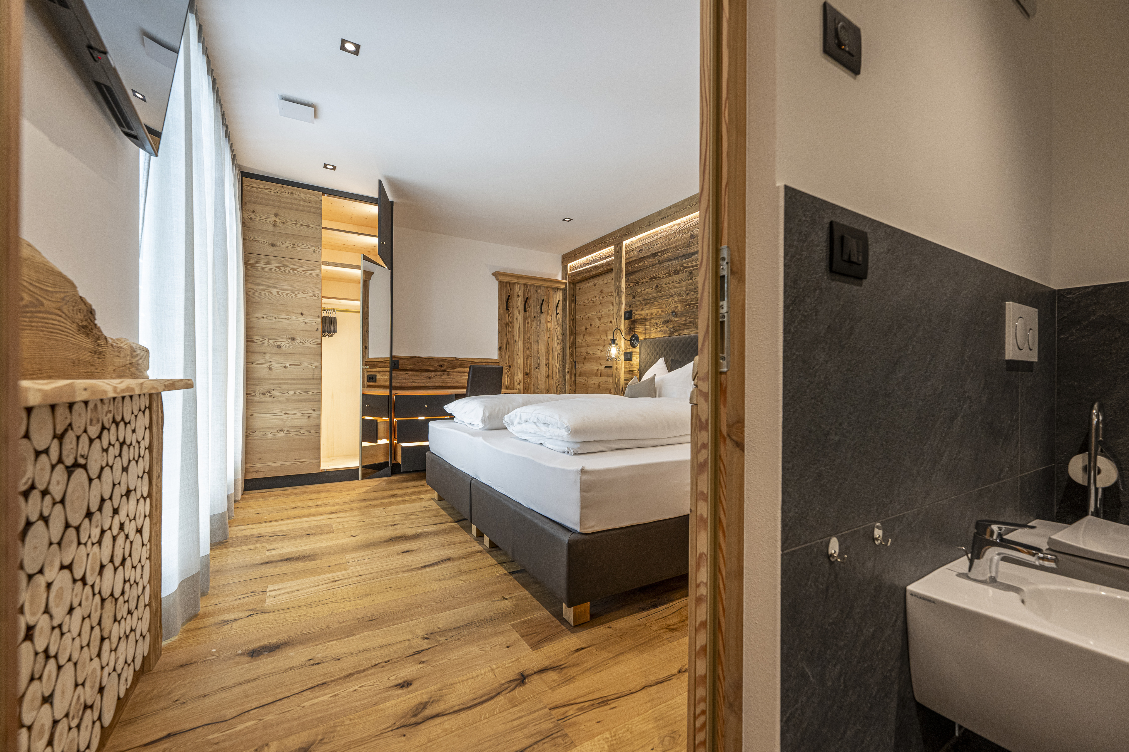 Ferienwohnung mit 3 Schlafzimmer und Garten – St. Ulrich, Gröden · 3 Schlafzimmer