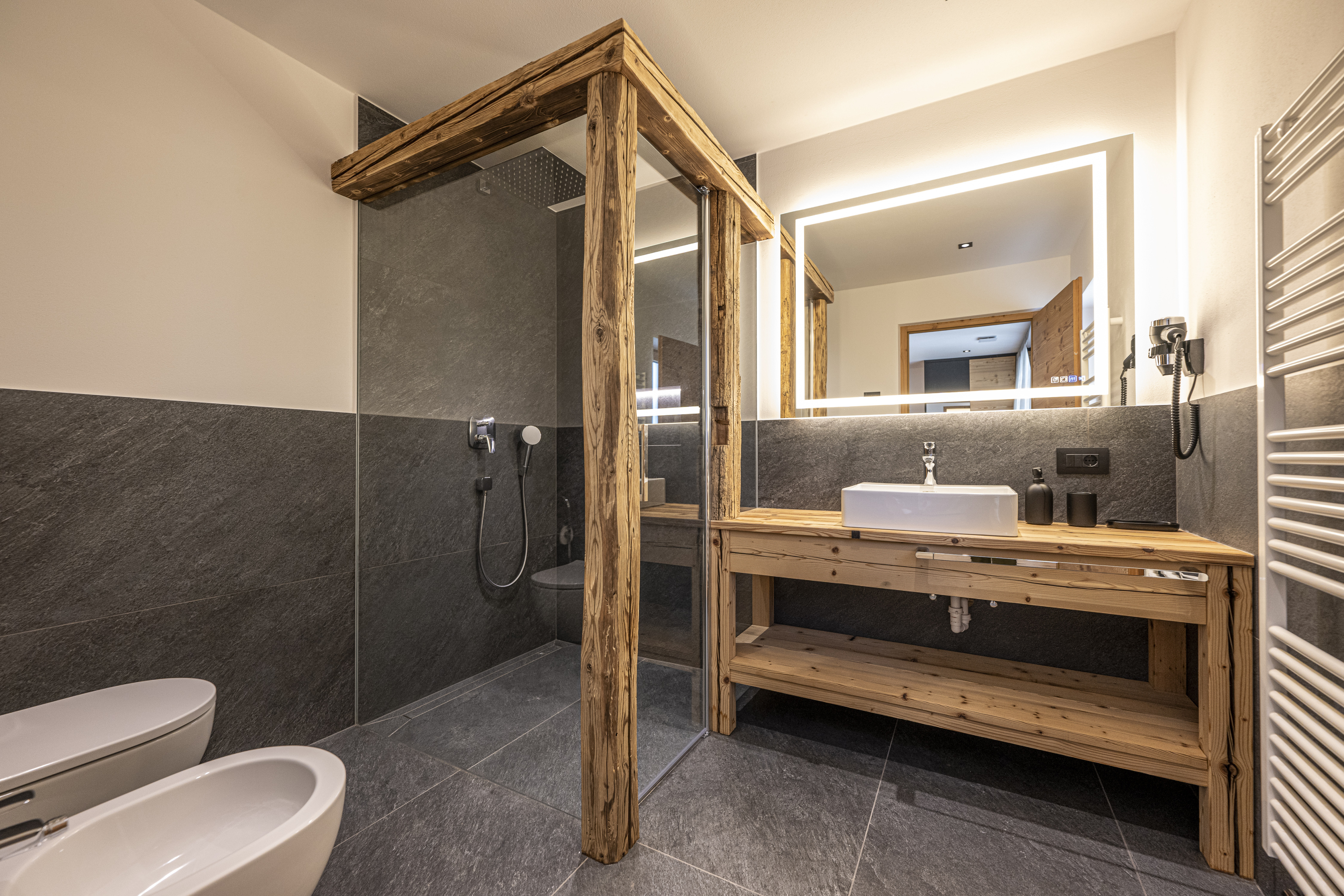 Ferienwohnung mit 3 Schlafzimmer und Garten – St. Ulrich, Gröden · 3 Schlafzimmer