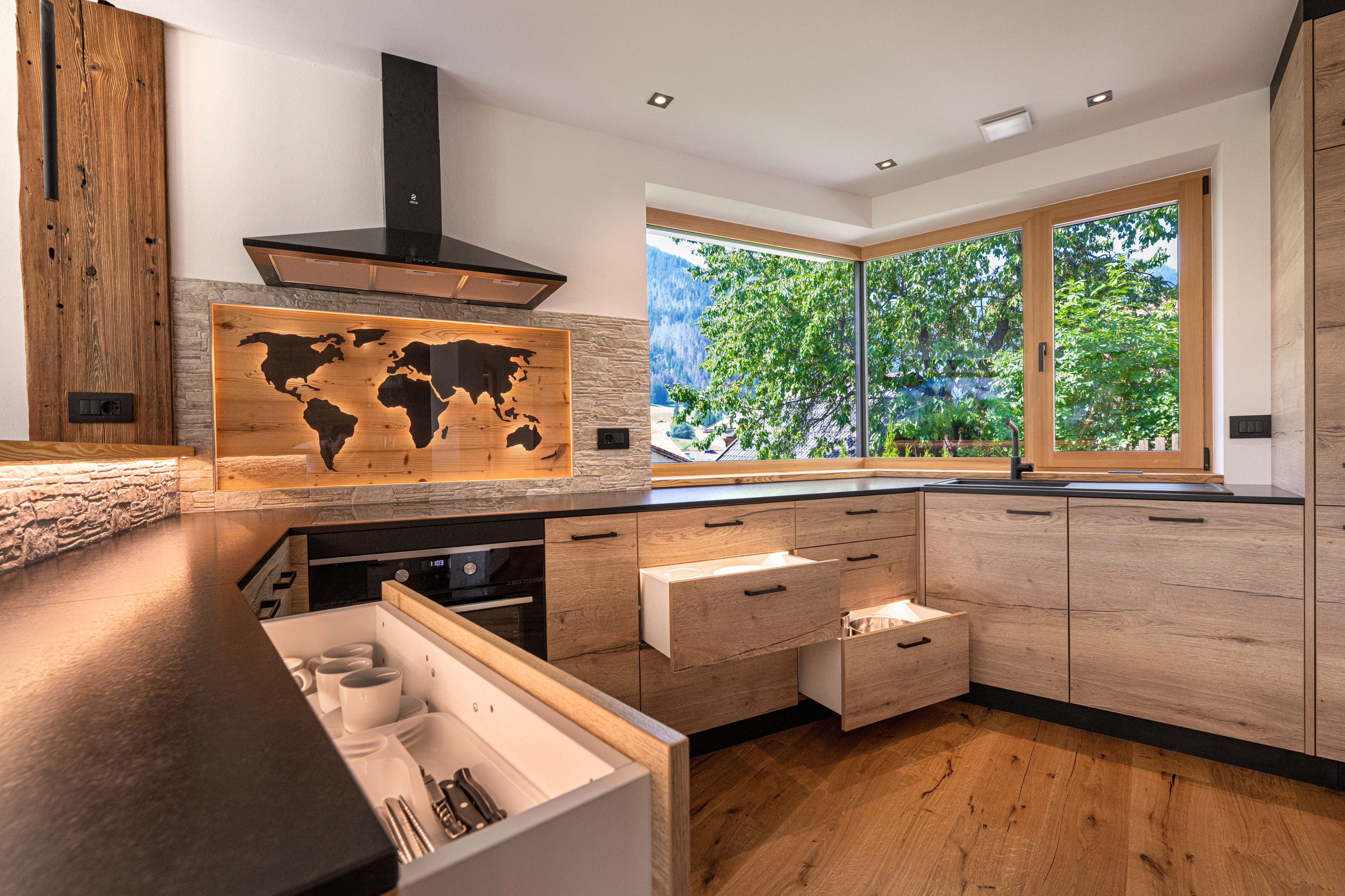 Ferienwohnung mit 3 Schlafzimmer und Garten – St. Ulrich, Gröden · 3 Schlafzimmer