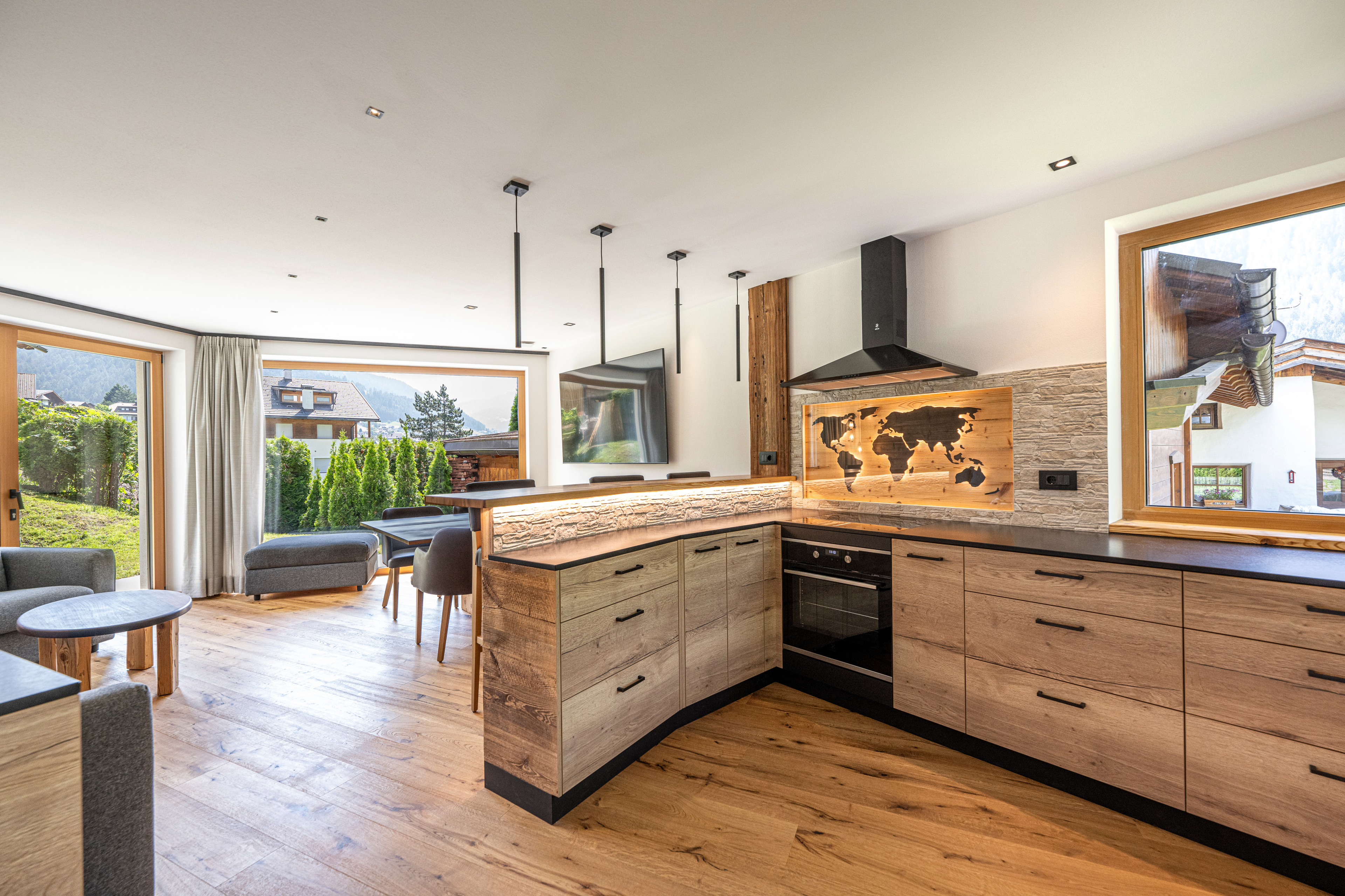 Ferienwohnung mit 3 Schlafzimmer und Garten – St. Ulrich, Gröden · 3 Schlafzimmer