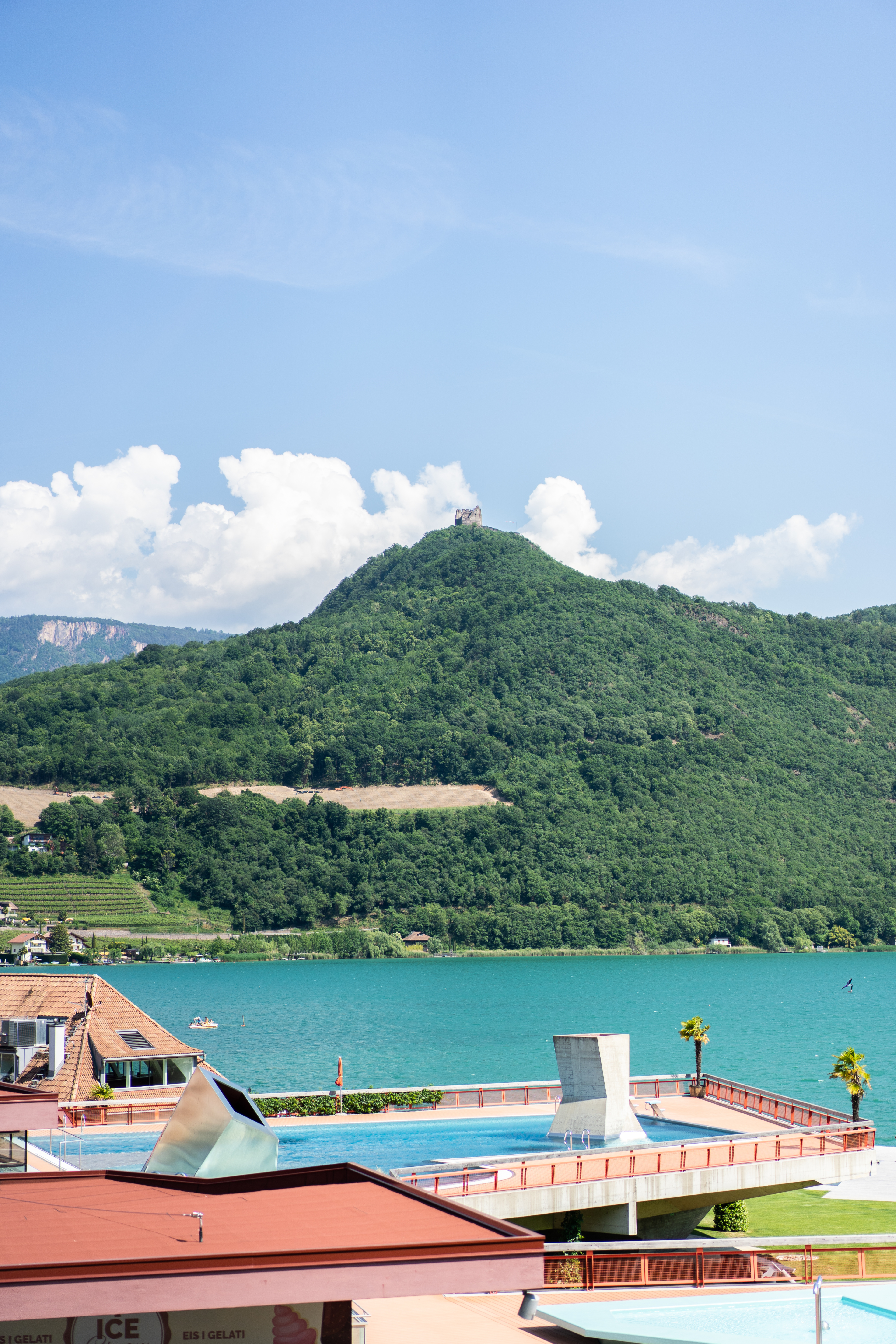 Am See 2 / Ferienwohnung mit Balkon mit Seeblick / Am See – Kaltern am See, Südtiroler Weinstrasse · 1 Schlafzimmer
