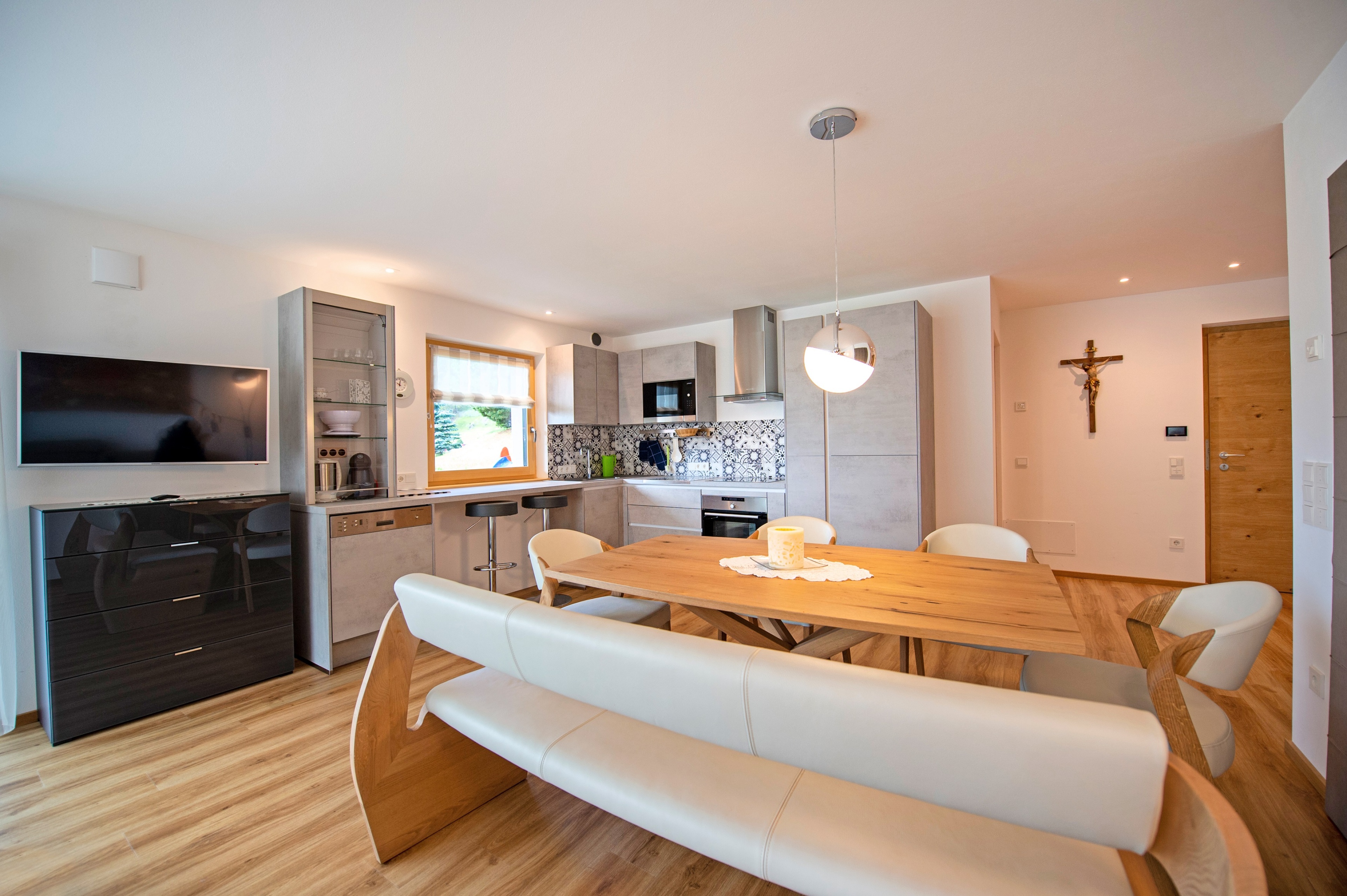 Ferienwohnung mit 2 Schlafzimmern und Garten – Wolkenstein, Gröden · 2 Schlafzimmer