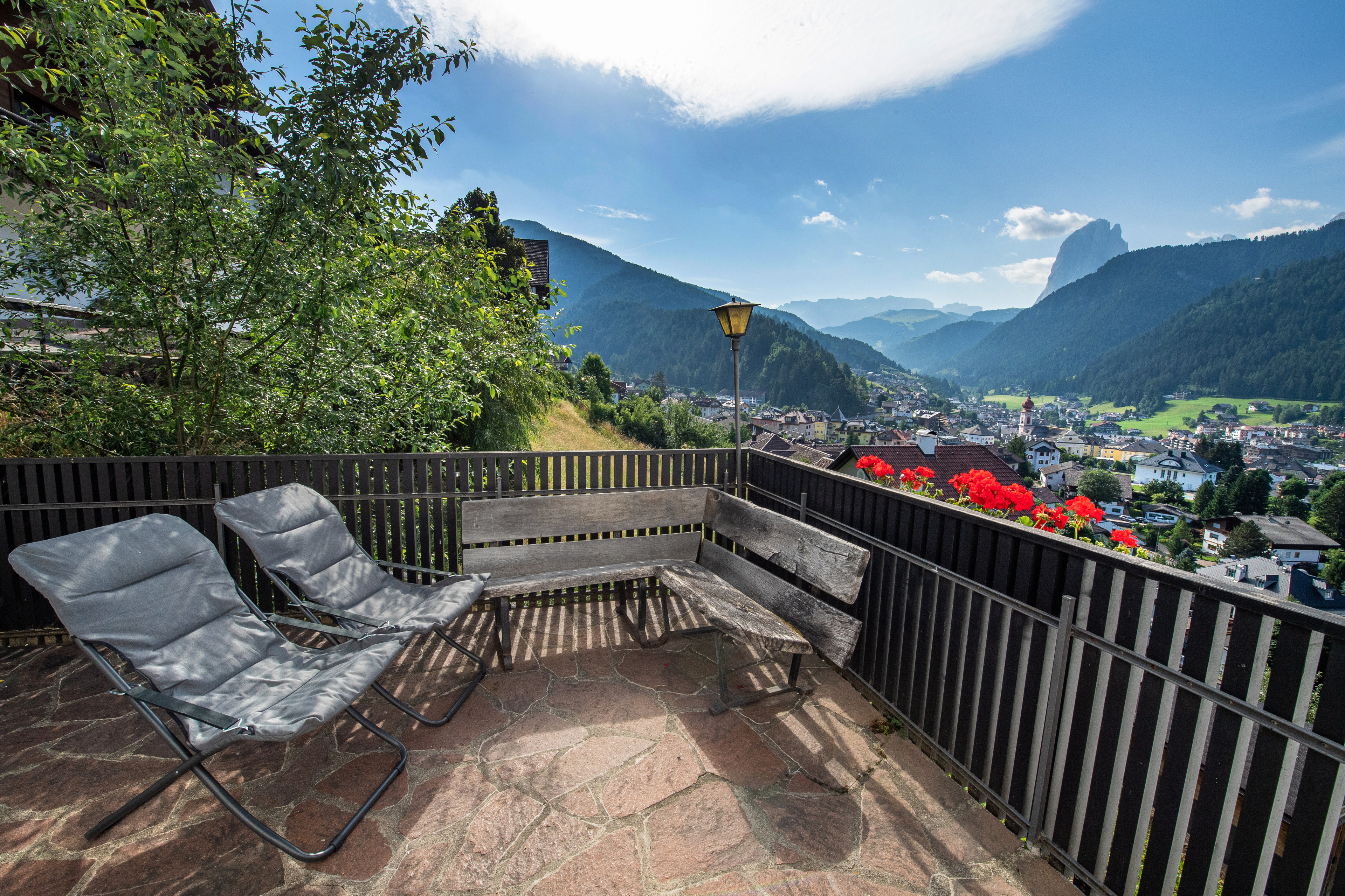 Geräumige Ferienwohnung mit 3 Schlafzimmern, Balkon und Terrasse – St. Ulrich, Gröden · 3 Schlafzimmer